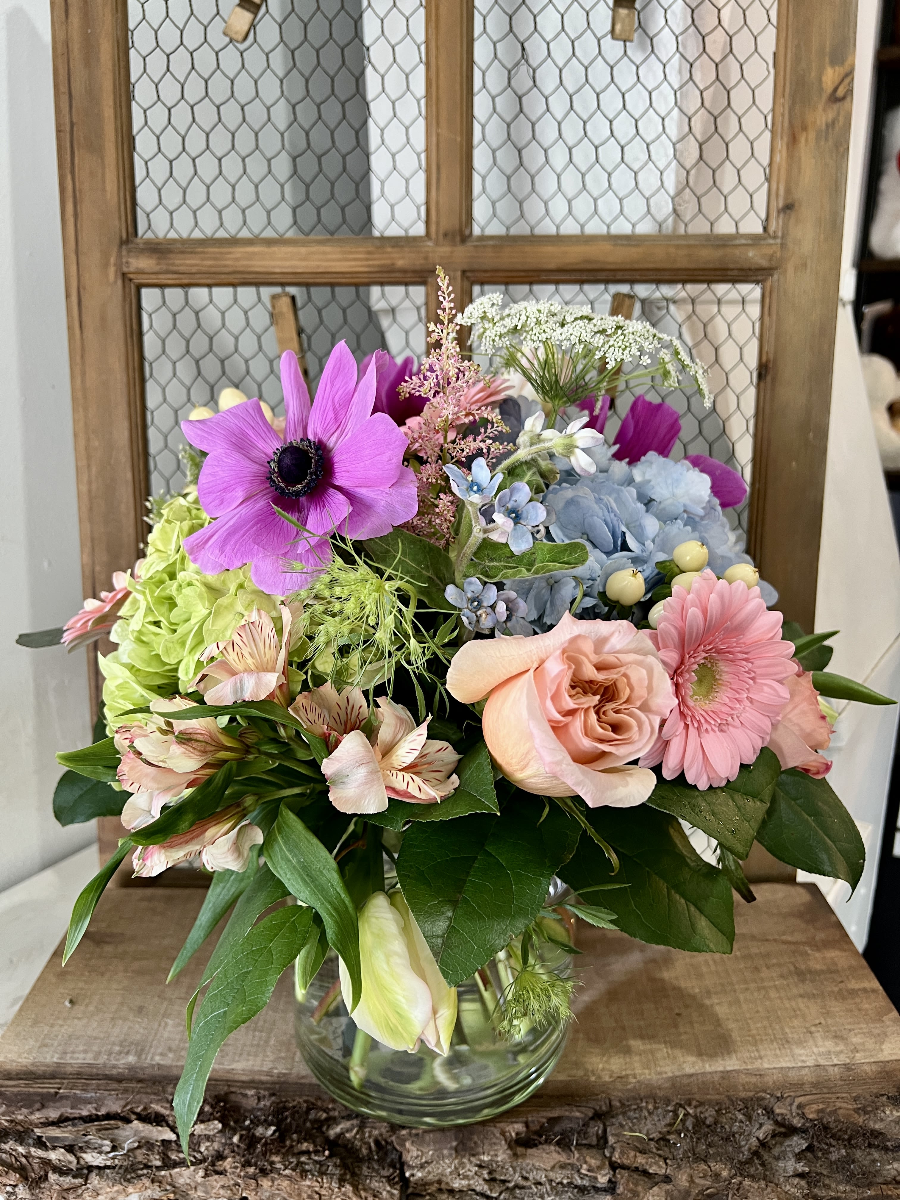 Spring Vibes - The best combo of colors that radiate the real vibes of spring.