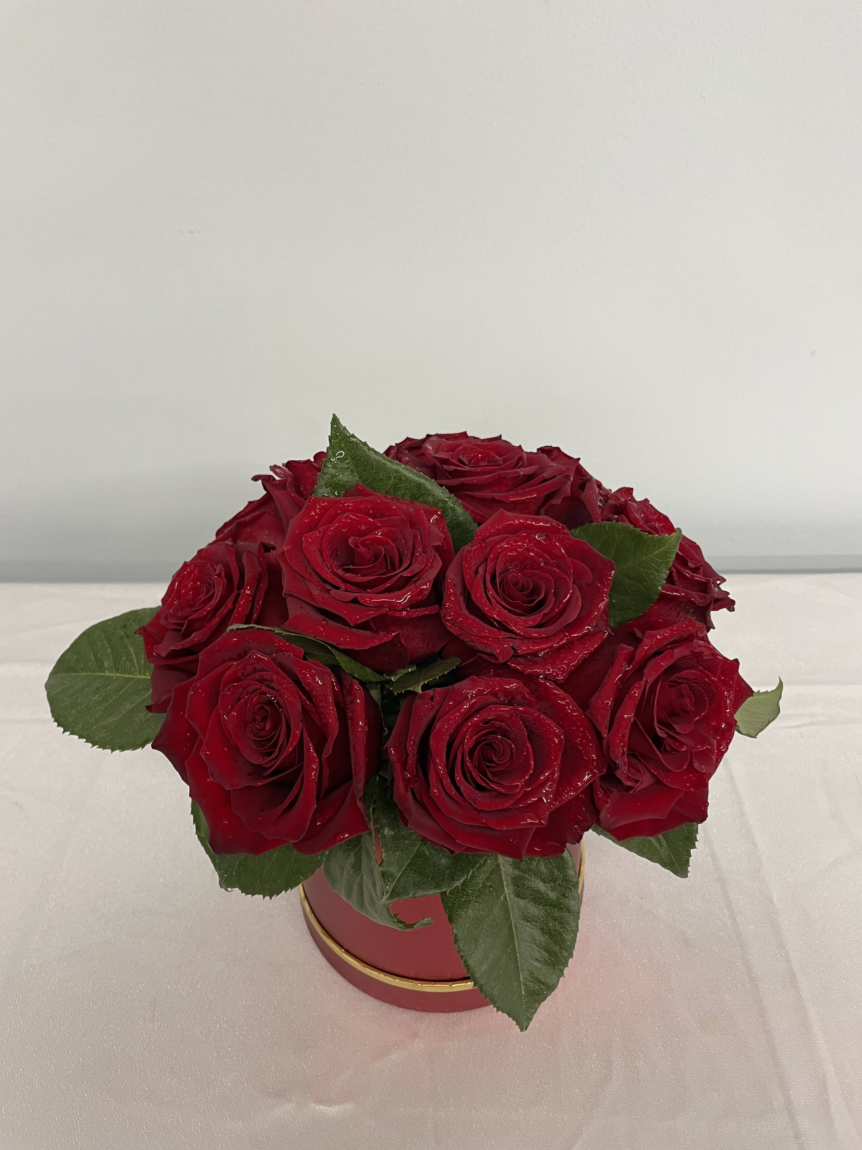 Be My Eternal Love Be My Eternal Love - A red rose box to show your how deeply you are in love with your partner. A romantic gesture for any special occasion! NOTE:**Rose color can be changed upon request**