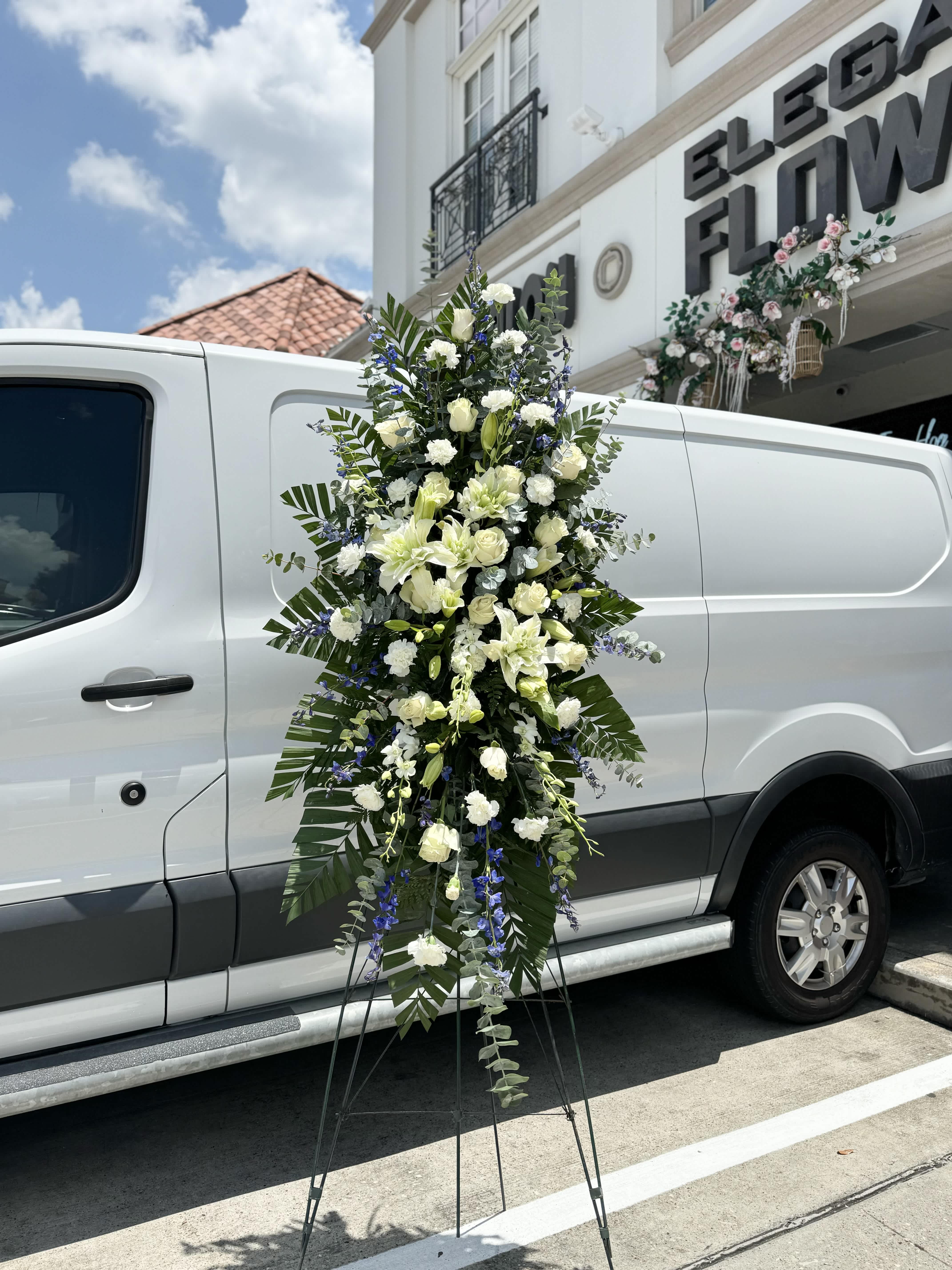 Easel #6 Online Easel #6 Online - A standings flower arrangement for a funeral service is a heartfelt tribute designed to honor and celebrate the life of the deceased. These arrangements are typically displayed on an easel or stand, making them highly visible and a central part of the memorial decor.