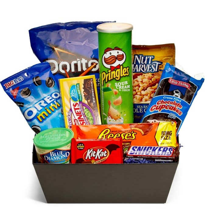 Goodie Basket Goodie Basket - Satisfy your loved ones snack cravings with our customizable snack basket! You can include, chips, nuts, crispy, salty snacks along with items for their sweet tooth. Perfect for everyone!!