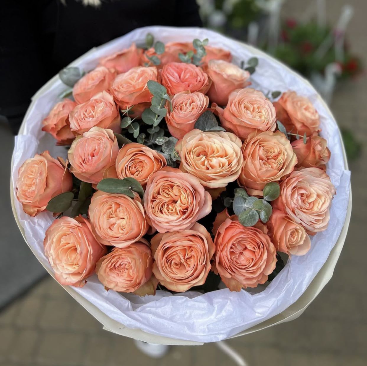 № 205 - THE PHOTO SHOWS THE DELUXE SIZE - Bouquet of roses.  Standard size - 18 roses Deluxe size - 24 roses Premium size - 49 roses