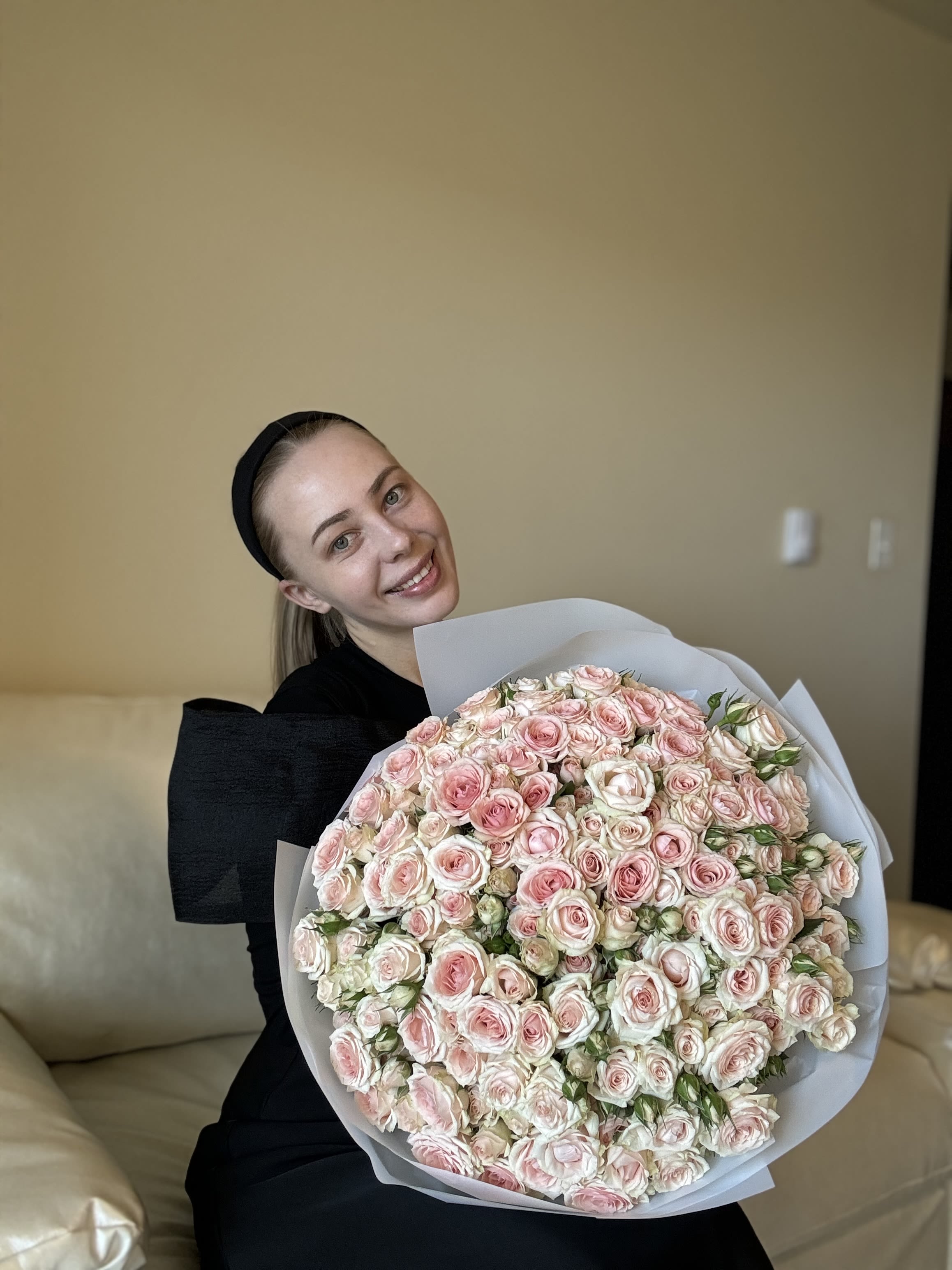 bouquet of 50 spray roses bouquet of 50 spray roses - bouquet of 50 spray roses