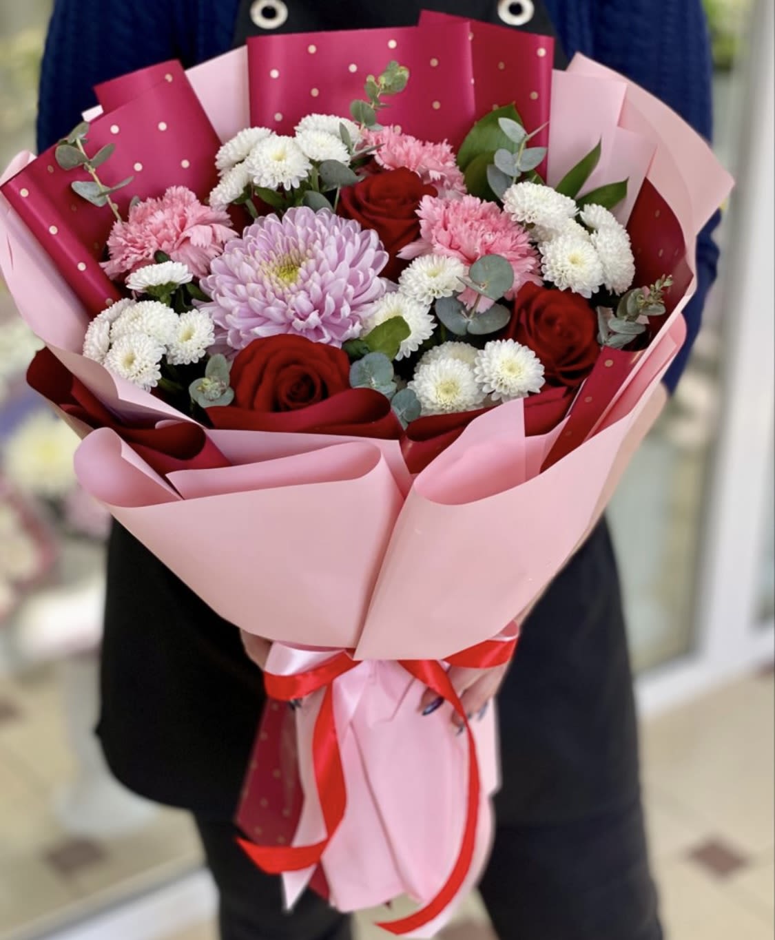 Assorted small bouquet for mom!  - Assorted small bouquet with seasonal flowers, combined with fine foliages