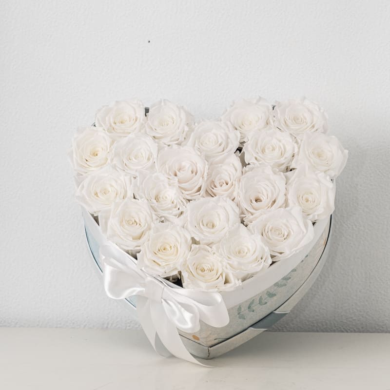 Pure Heart Roses - Real preserved roses lasting years! (roses can be any color upon request/availability, box/vase may vary) 