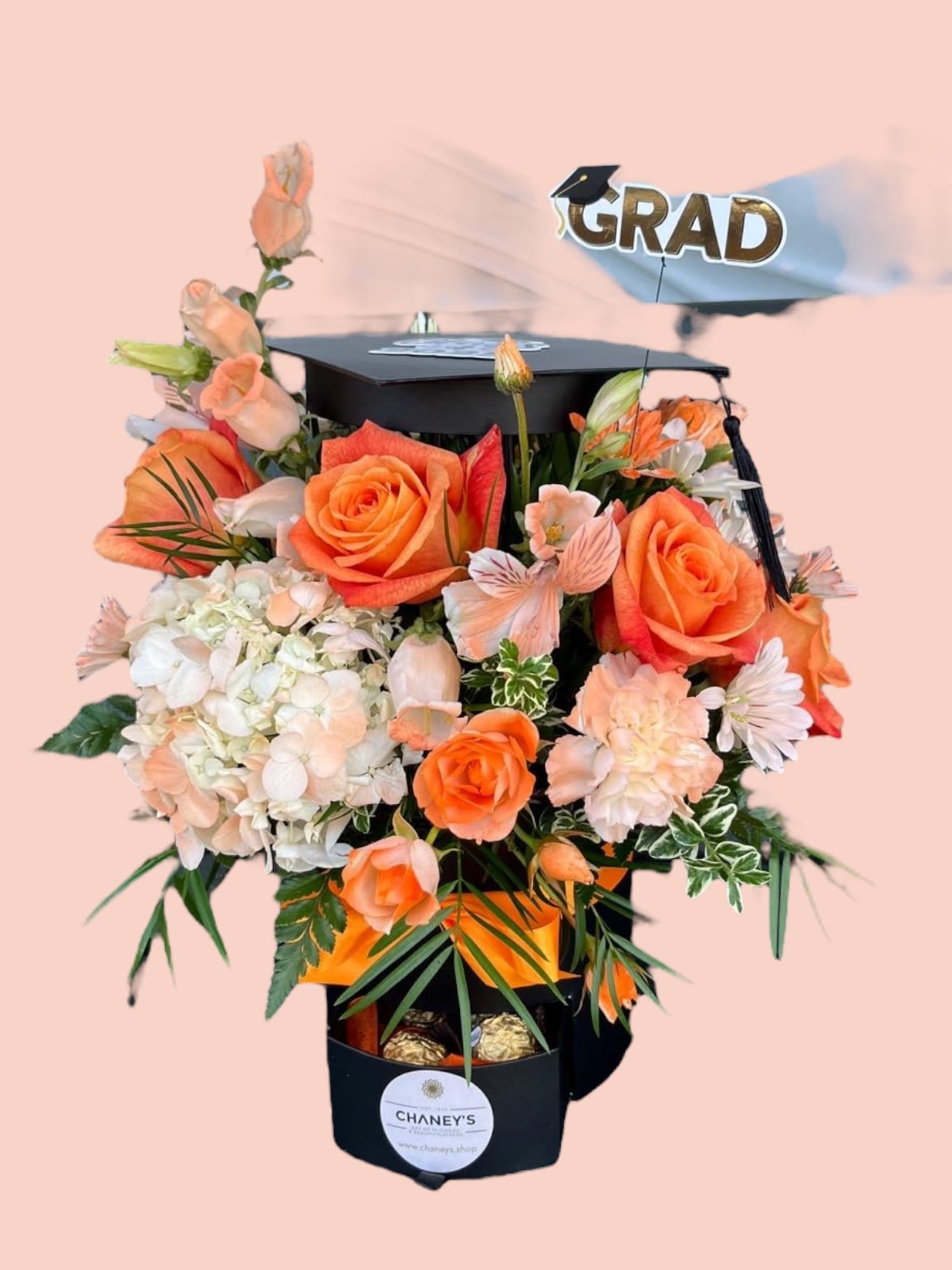CHANEY‘s Graduation Cap for BOYS - Blooming Graduation Cap with premium fresh cuts and Chocolate