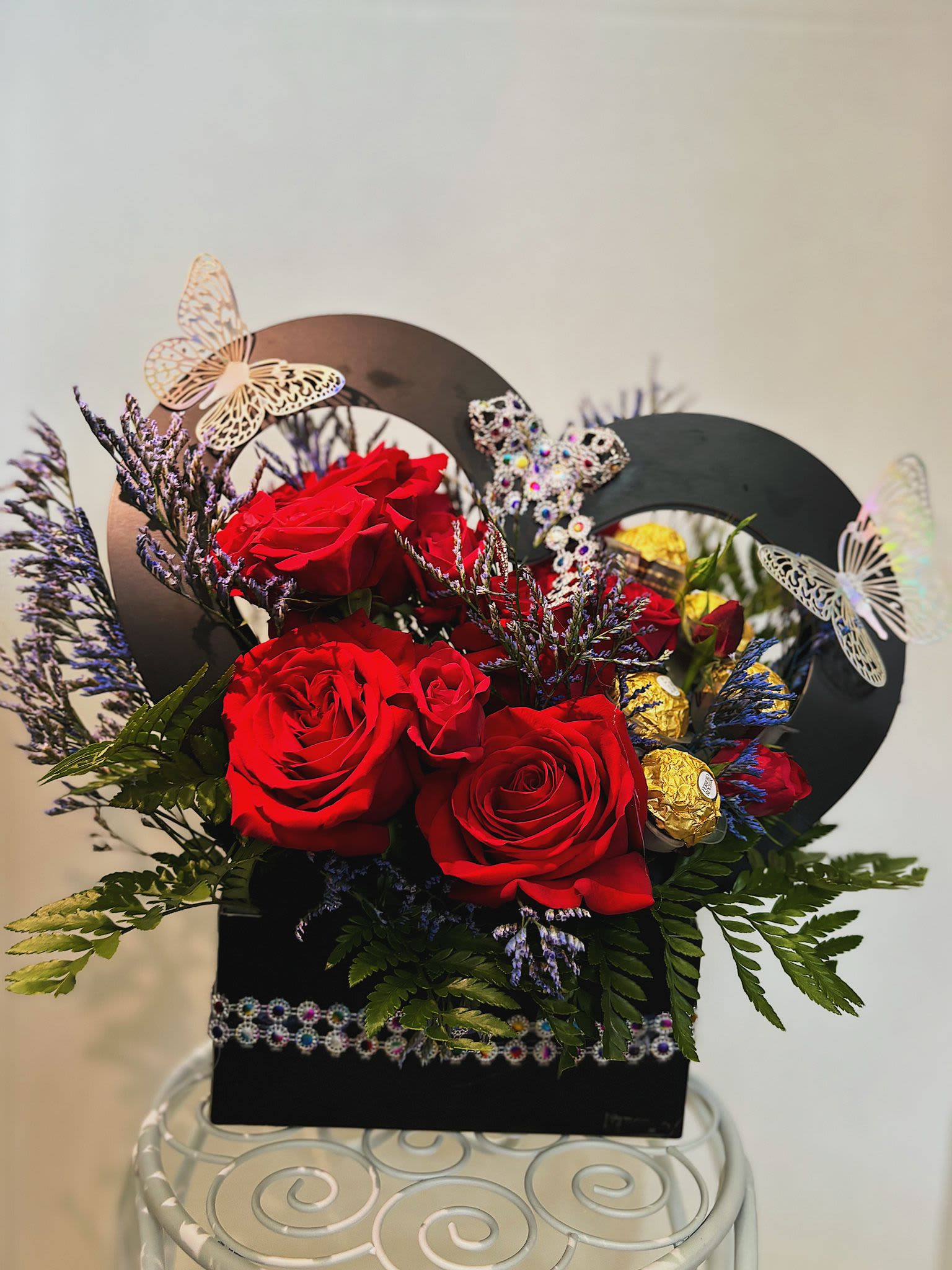 Sweet harth  - This arrangement is made with roses and chocolates. It is a small but super pretty gift. The color of the roses can be changed if you prefer...