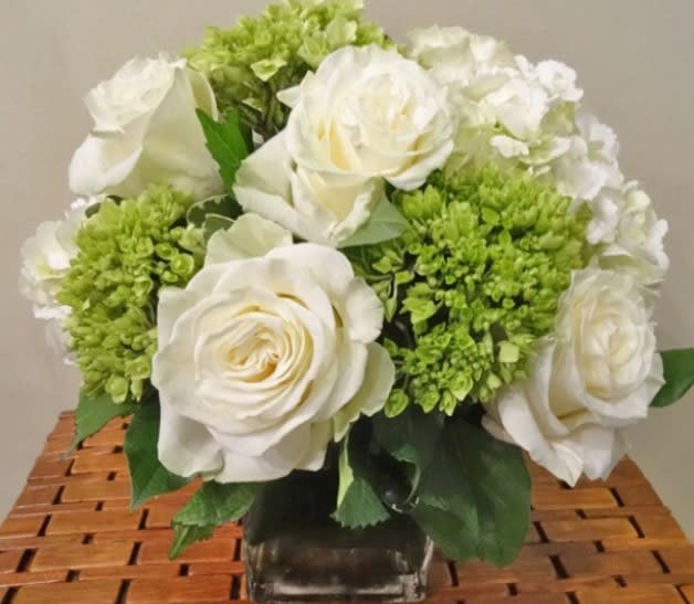 Green and White Green and White - Green Hydrangea with White Roses in glass cube