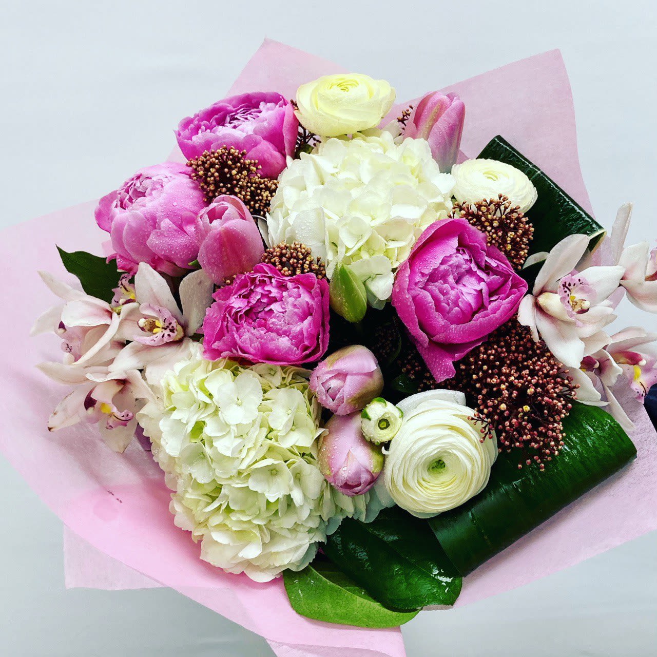 Soft Love - A modern looking bouquet incorporating white and pink flowers