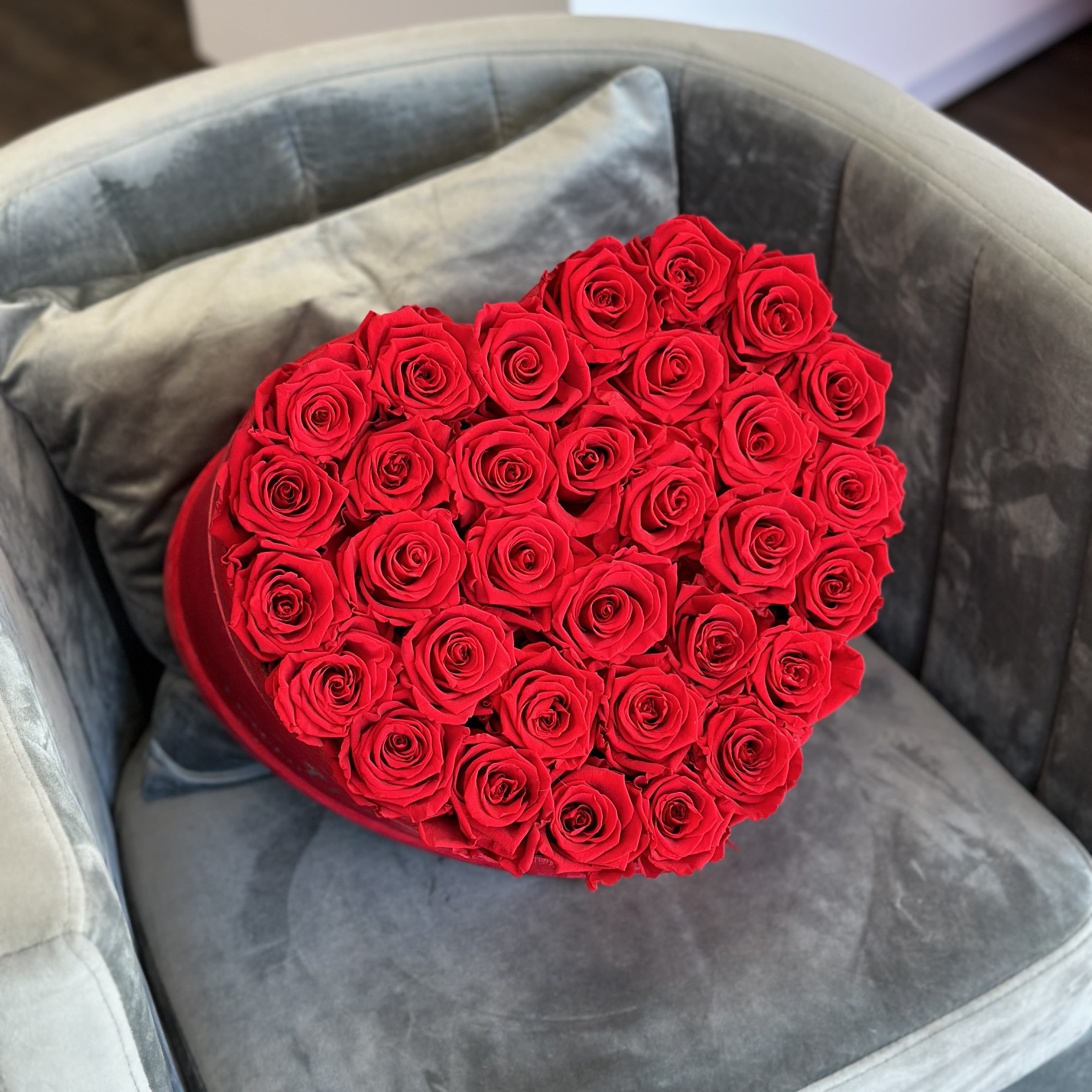 Heart of Romance(Preserved Roses) - Our one-of-a-kind eternal flowers come straight from Ecuador, giving you a classic beauty that will remain for years. Every piece is made with love and sustainability, creating an enduring impression that will not fade. Roses can be kept for up to 2 years thanks to a non-toxic process that roses go through. 35 Roses in heart box.