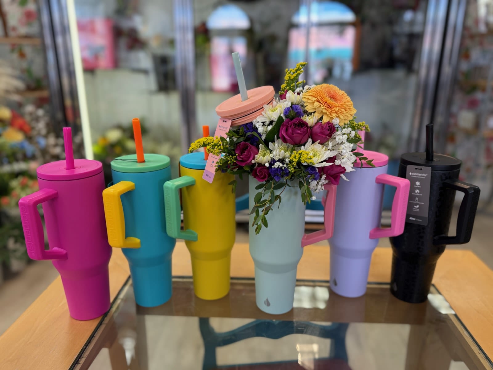 Floral Tumbler Mother's Day Special - 40 oz. tumbler filled with a mix of fresh flowers! Each tumbler will be uniquely designed, none two the same! If there is a specific tumbler color you would prefer please let us know in the comment box! 