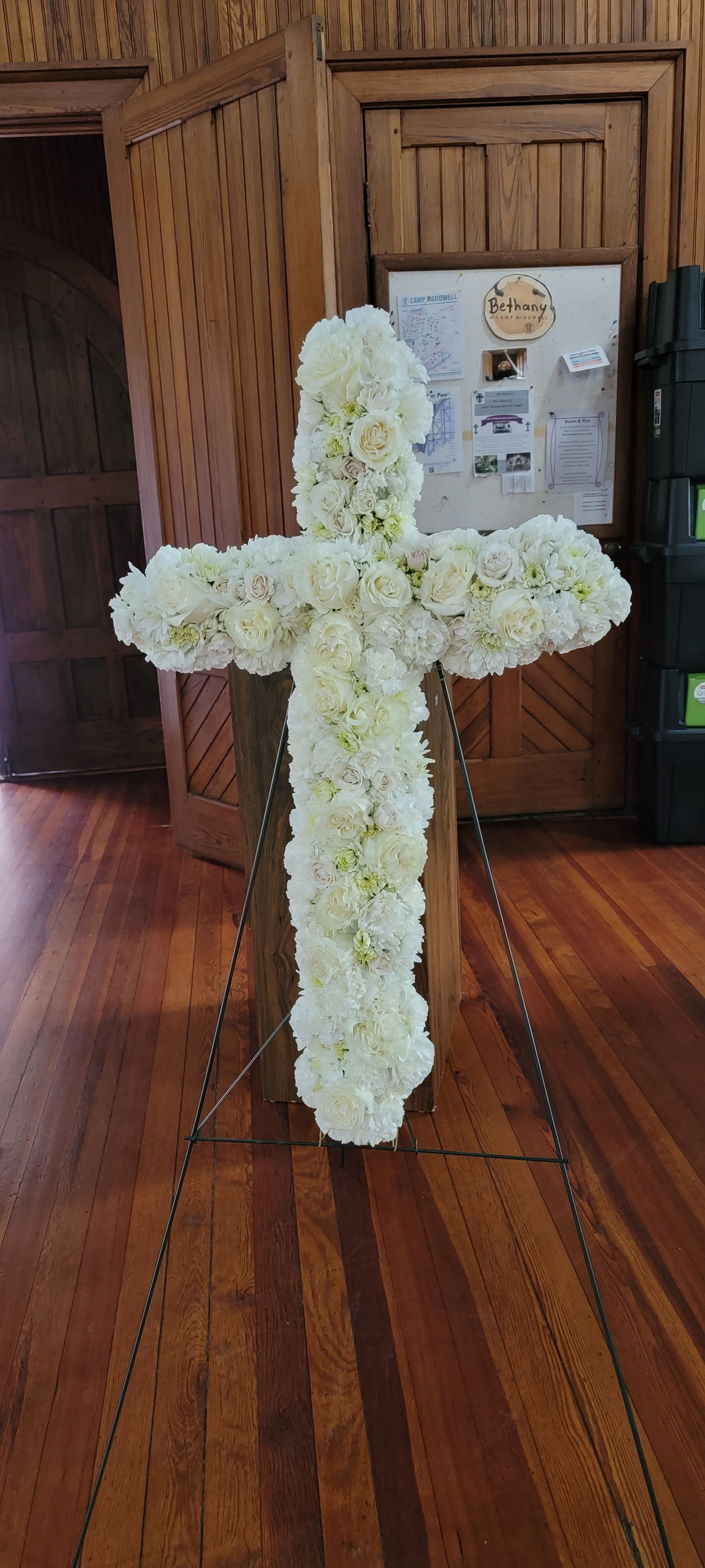 Cross White Cross White - White Flowers