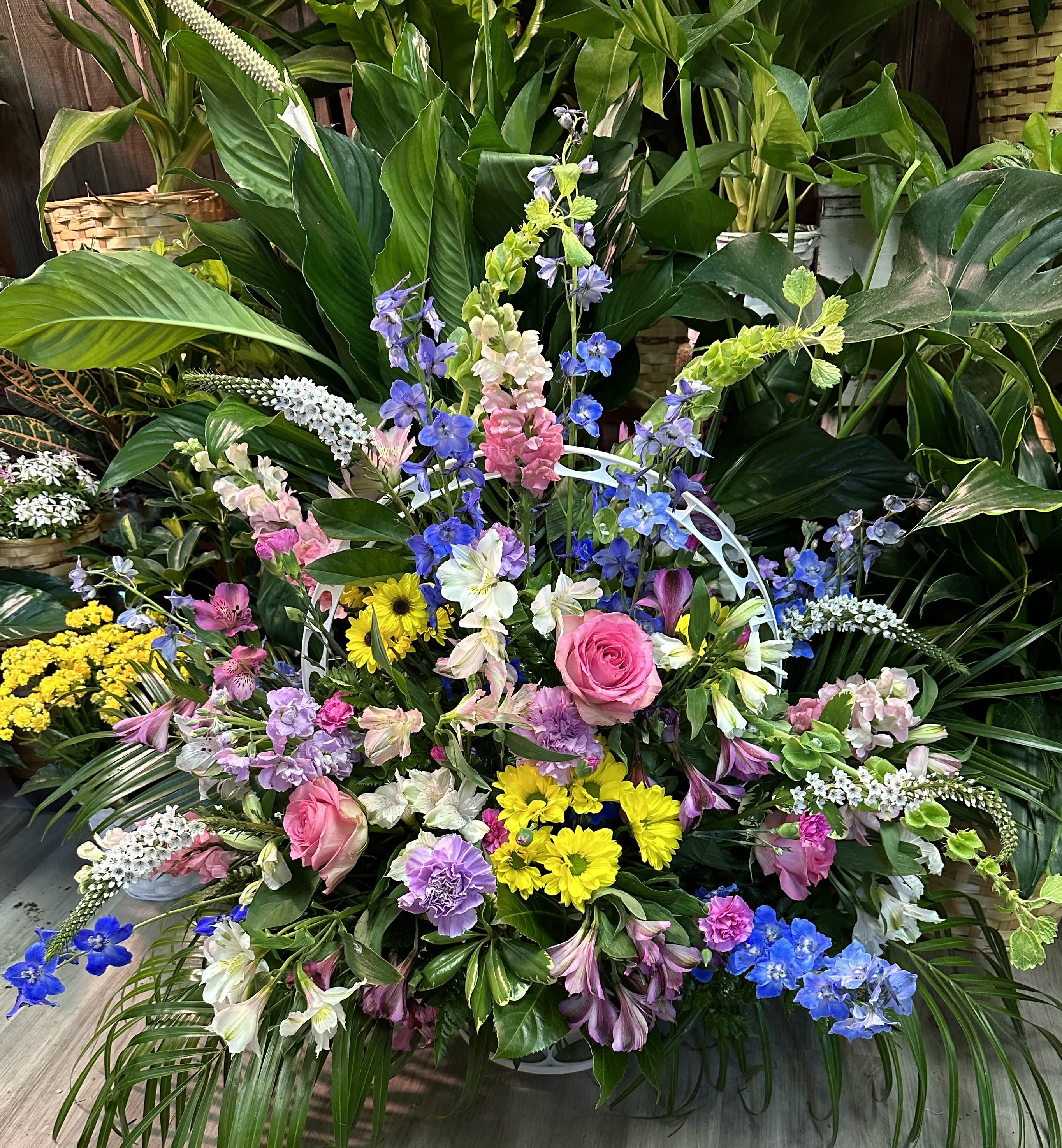 Fresh Cut Sympathy Basket - Colors and Seasonal Flowers