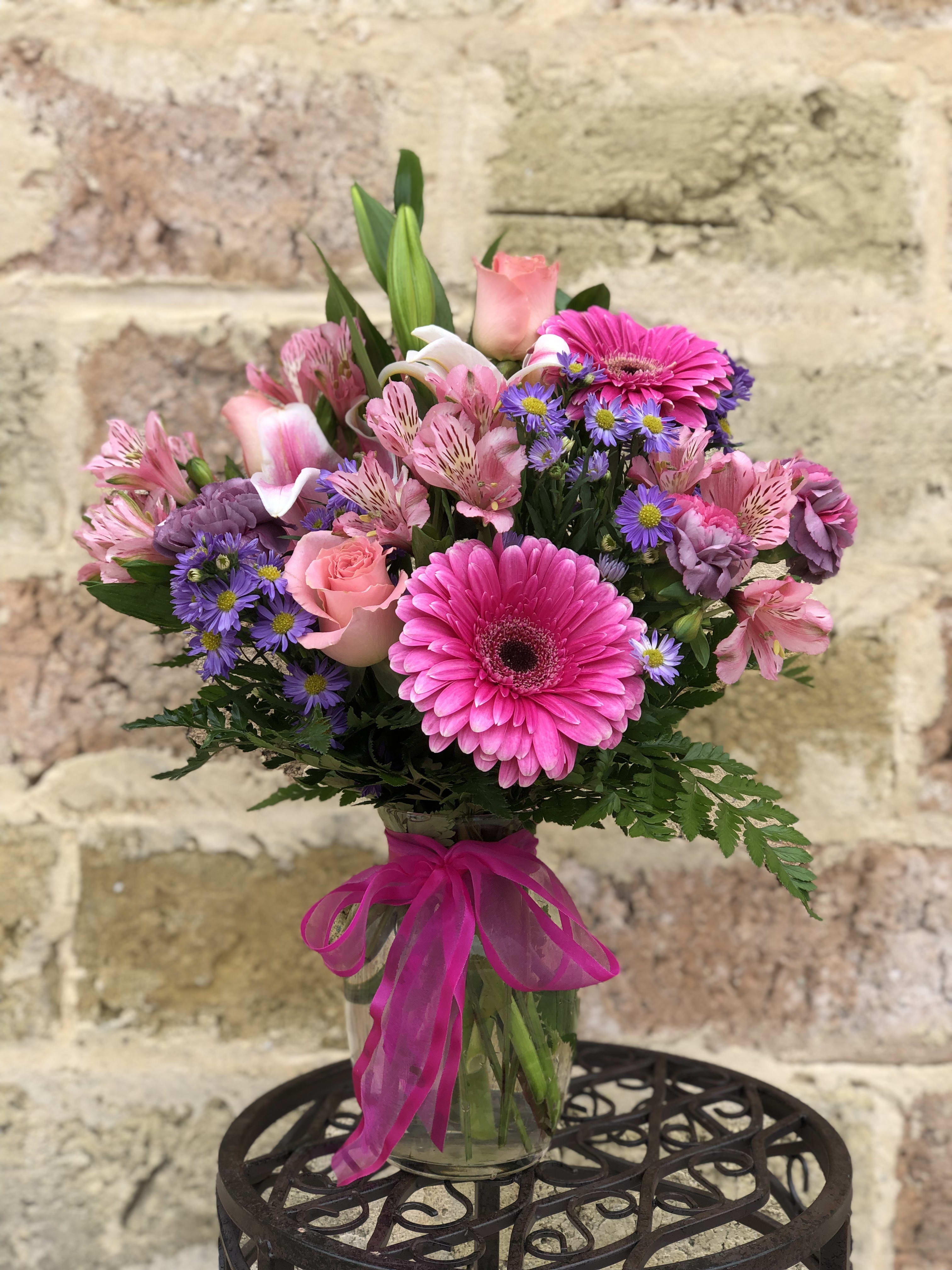 Blushing Sweetness Blushing Sweetness - No matter if you are looking to surprise someone special or want to send flowers just because, Blushing Sweetness is a delight for anyone to lay their eyes on.