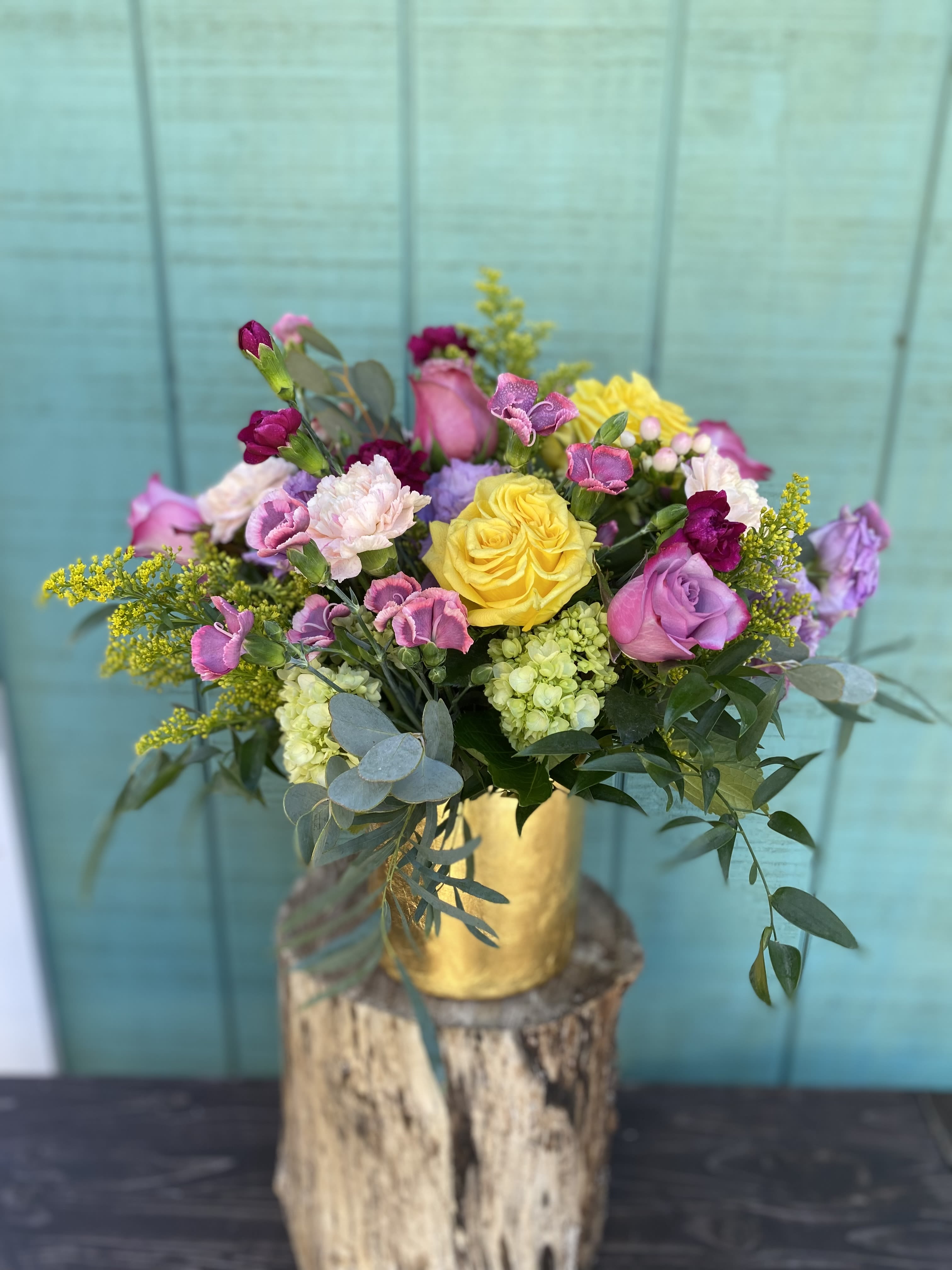 LOVE ( Colors)  - Designer's choice  Roses and other flowers with lots of colors 