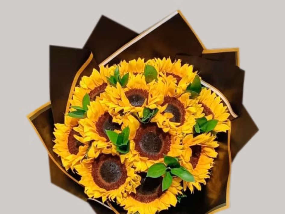 Sunflower Bouquet - 12 sunflowers