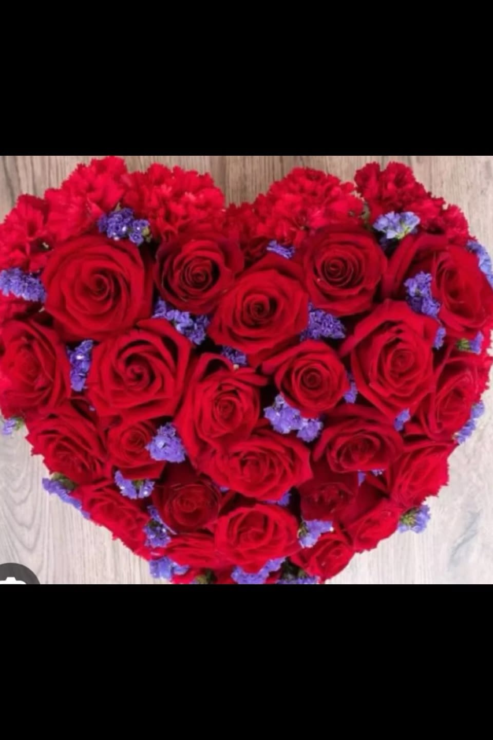 Love at First Sight - 35 primiun roses 1 luxury heart-shaped box size L