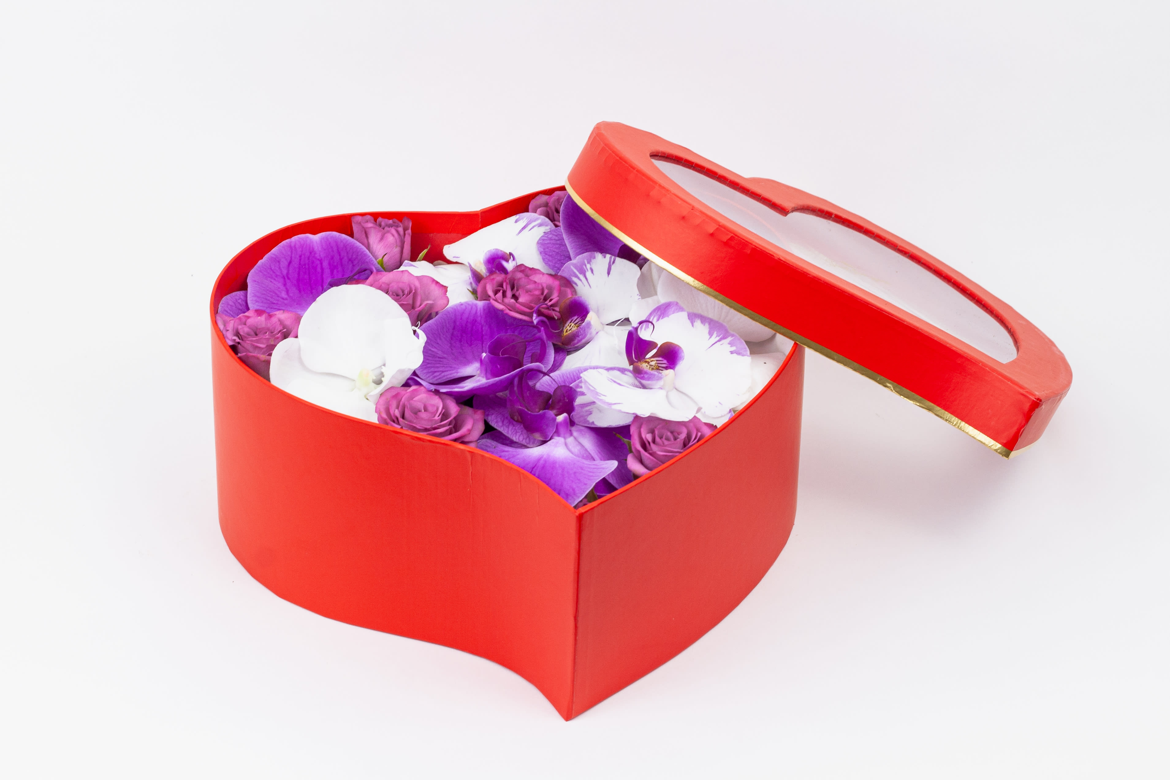 Queen Of My Heart - Heart Box made of spray roses, hydrangea, and blossoms of phalaenopsis orchids. 