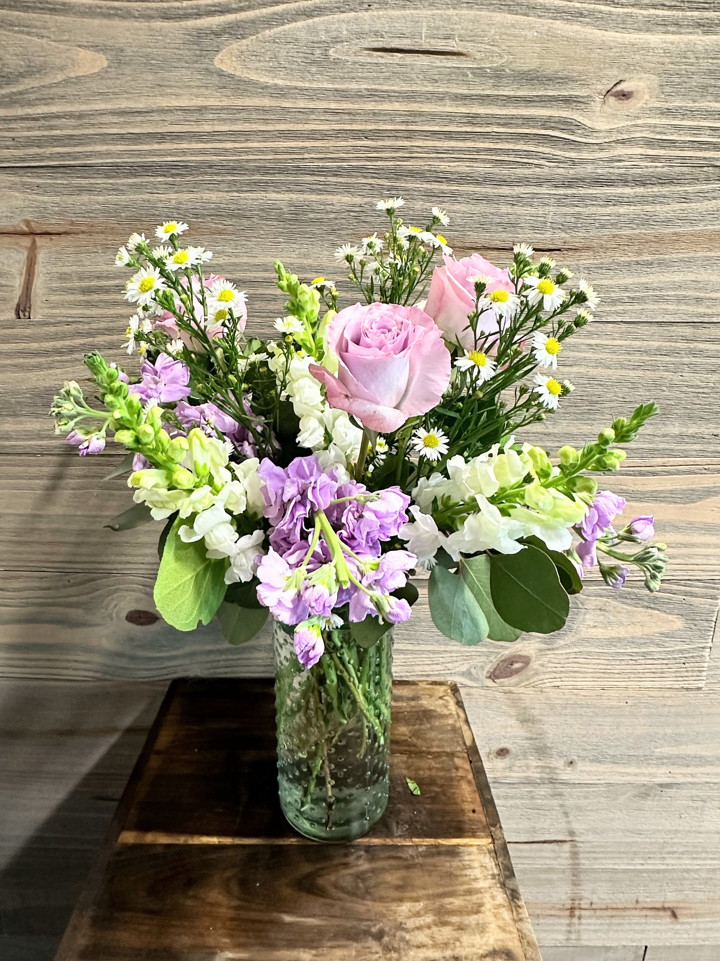 Lavender Luck - A tall mason jar design with lavender and white blooms.