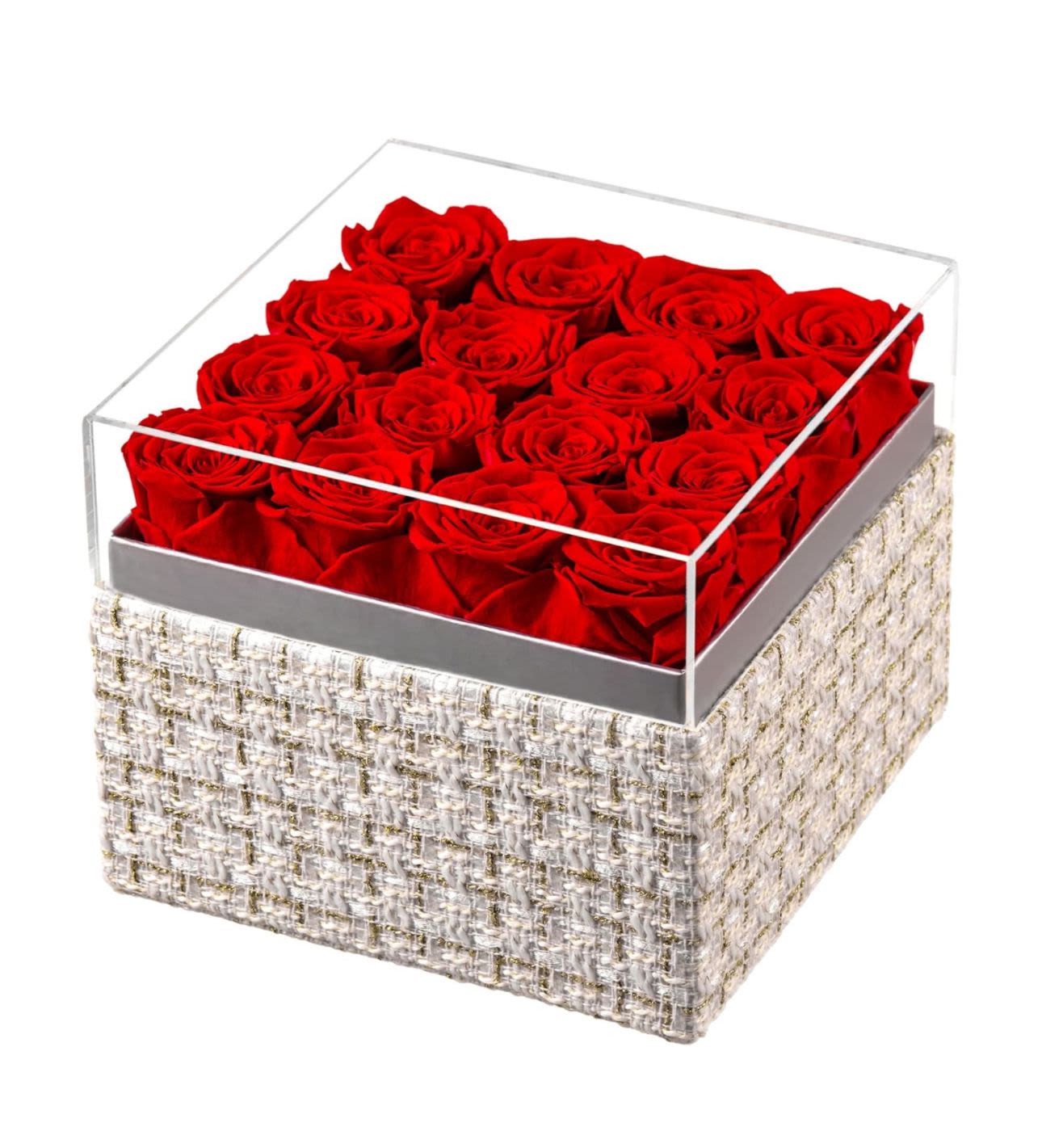 preserved Red roses luxury  box  - Preserved Roses in Heart Shape Box  100% Nature Roses Real roses that last more than a year without maintenance. With a cutting-edge preservation method that can maintain their beauty and color for at least a year.