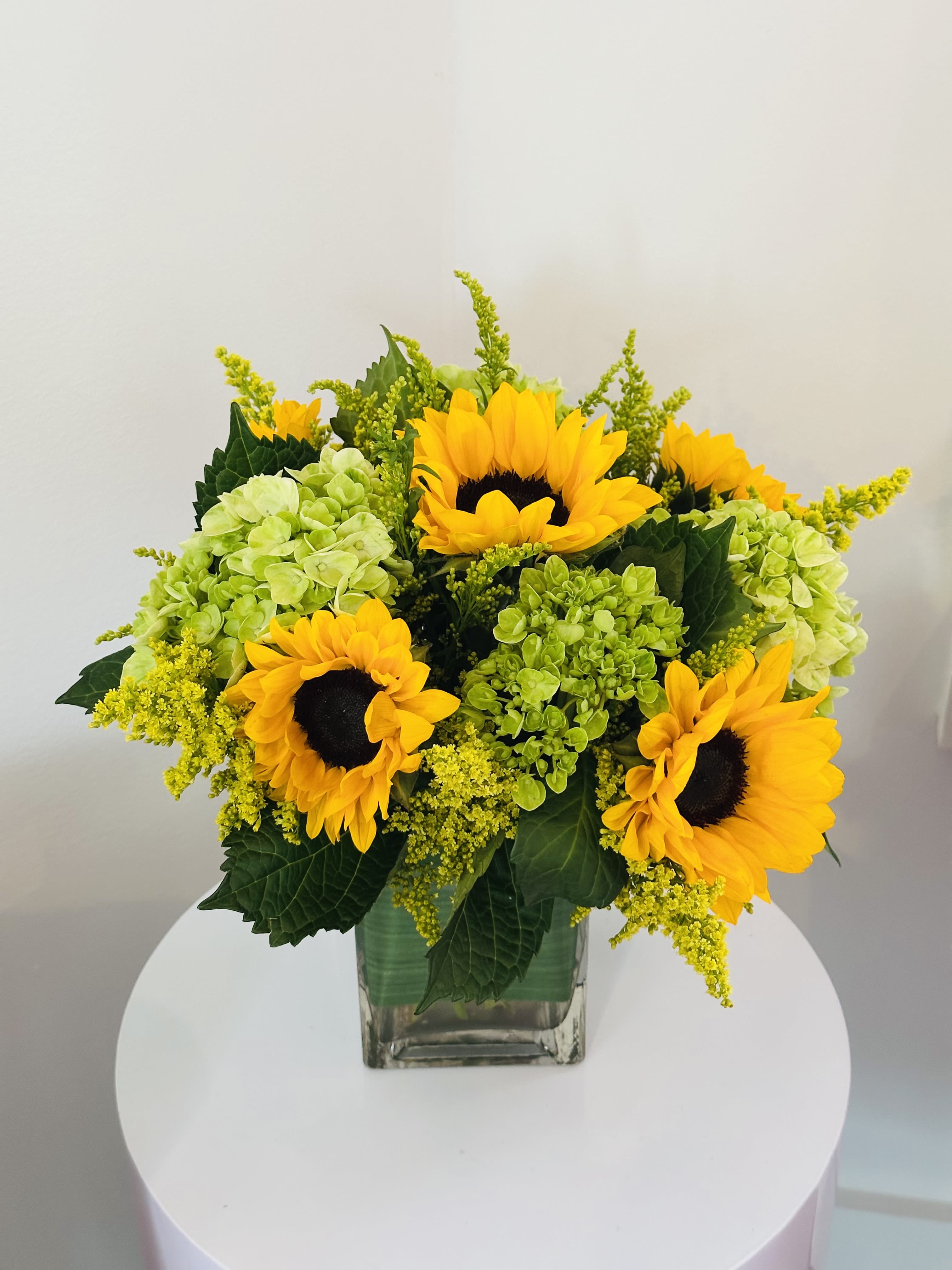 West Virginia - Sunflower and  Hydrangea arrangement