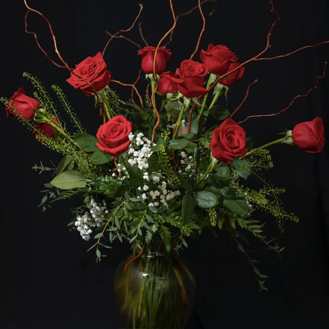 1DOZEN RED ROSES VASE - 12 PREMIUM RED ROSES VASE 