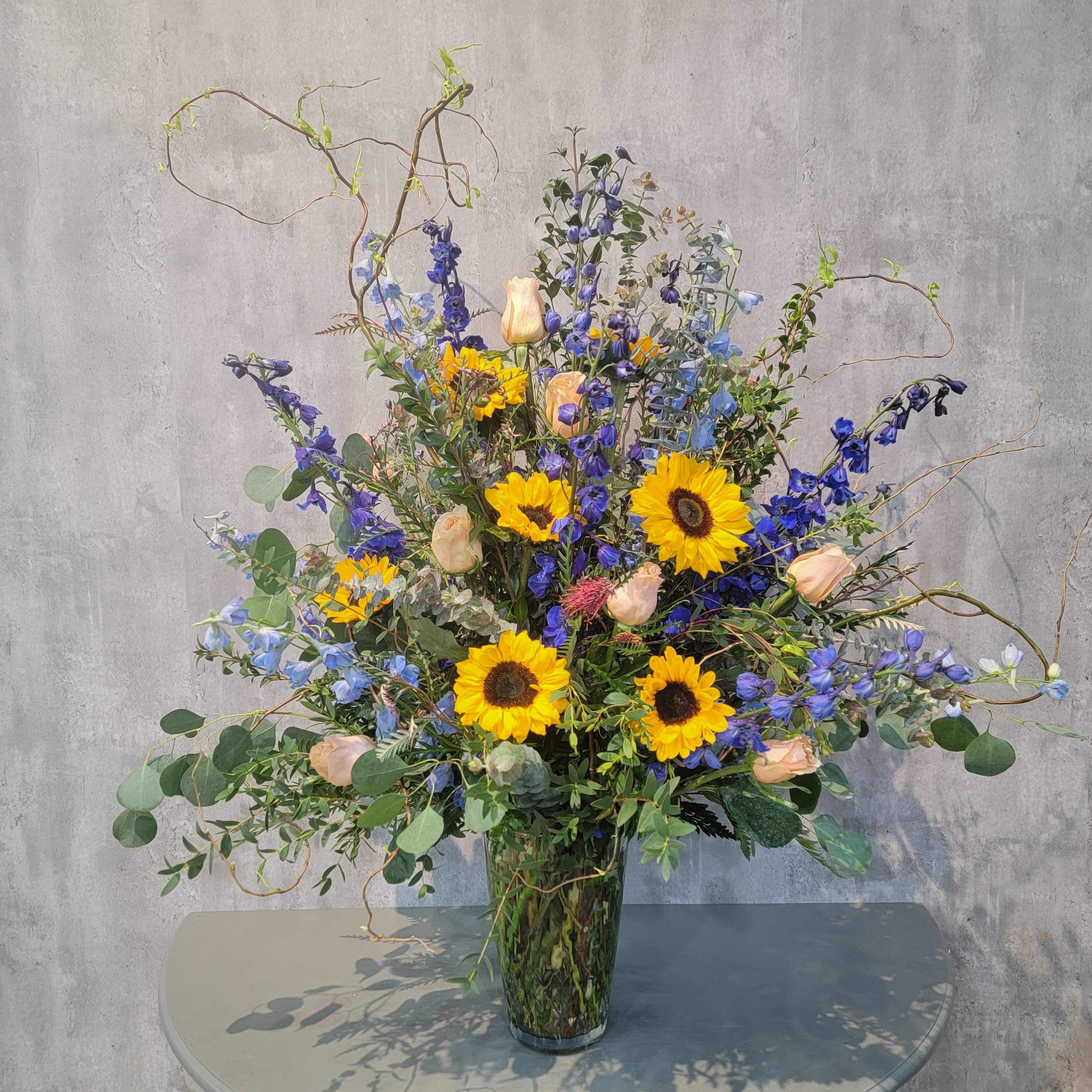 NM Desert Blooms Vase NM Desert Blooms Vase - Our Desert Blooms series highlights the beauty of a desert walk or a hike.