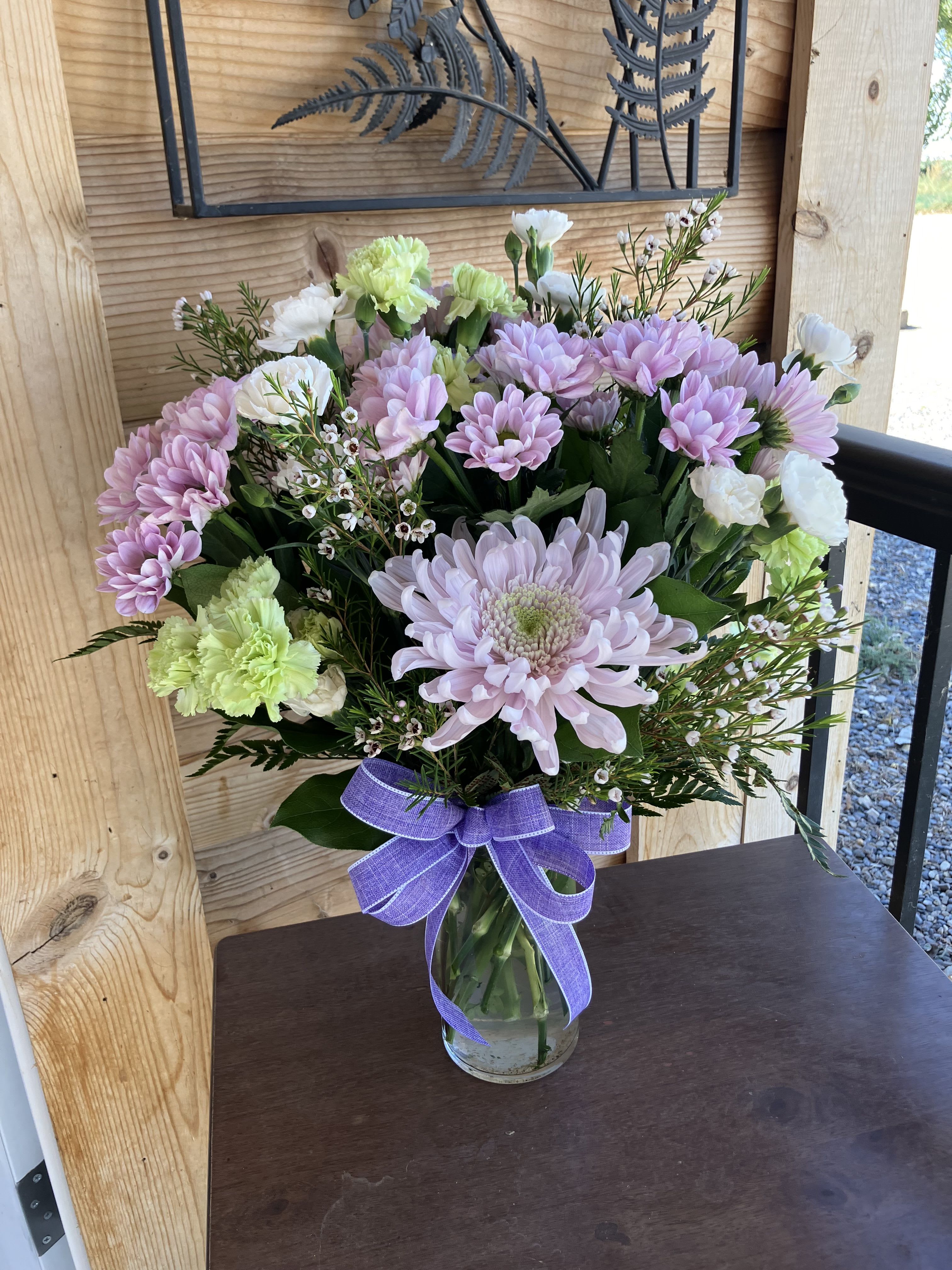 Simple and Lovely - Beautiful Mum arrangement.
