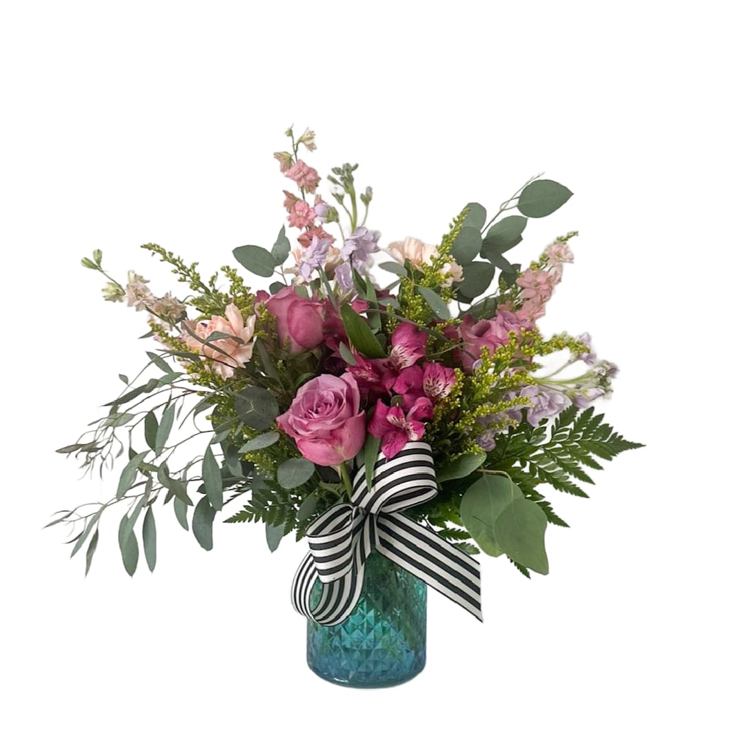 Anja - The Anja is a gorgeous spring arrangement ! 