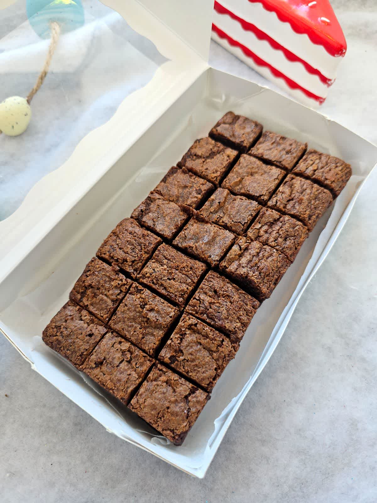 Gluten free brownies - We have partnered with a local bakery she does all gluten free items. They are amazing you don't want to miss out. Items are not available for Monday deliveries since they are closed and we want the freshest. Don't miss out on this amazing offer. These are available for pick up or delivery with a floral arrangement. 