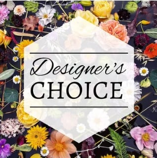 Designer's Choice- Friendship - This is the perfect bouquet to send to a friend, co-worker, boss, family member or anyone! A beautiful arrangement of colors! Fall in love with these cheerful blooms!   (UPON CHECKOUT PLEASE SPECIFY WHETHER YOU PREFER A SMALL VASE ARRANGEMENT OR SMALL  BOUQUET) If blank, we will assume that there is no preference. Thank you!