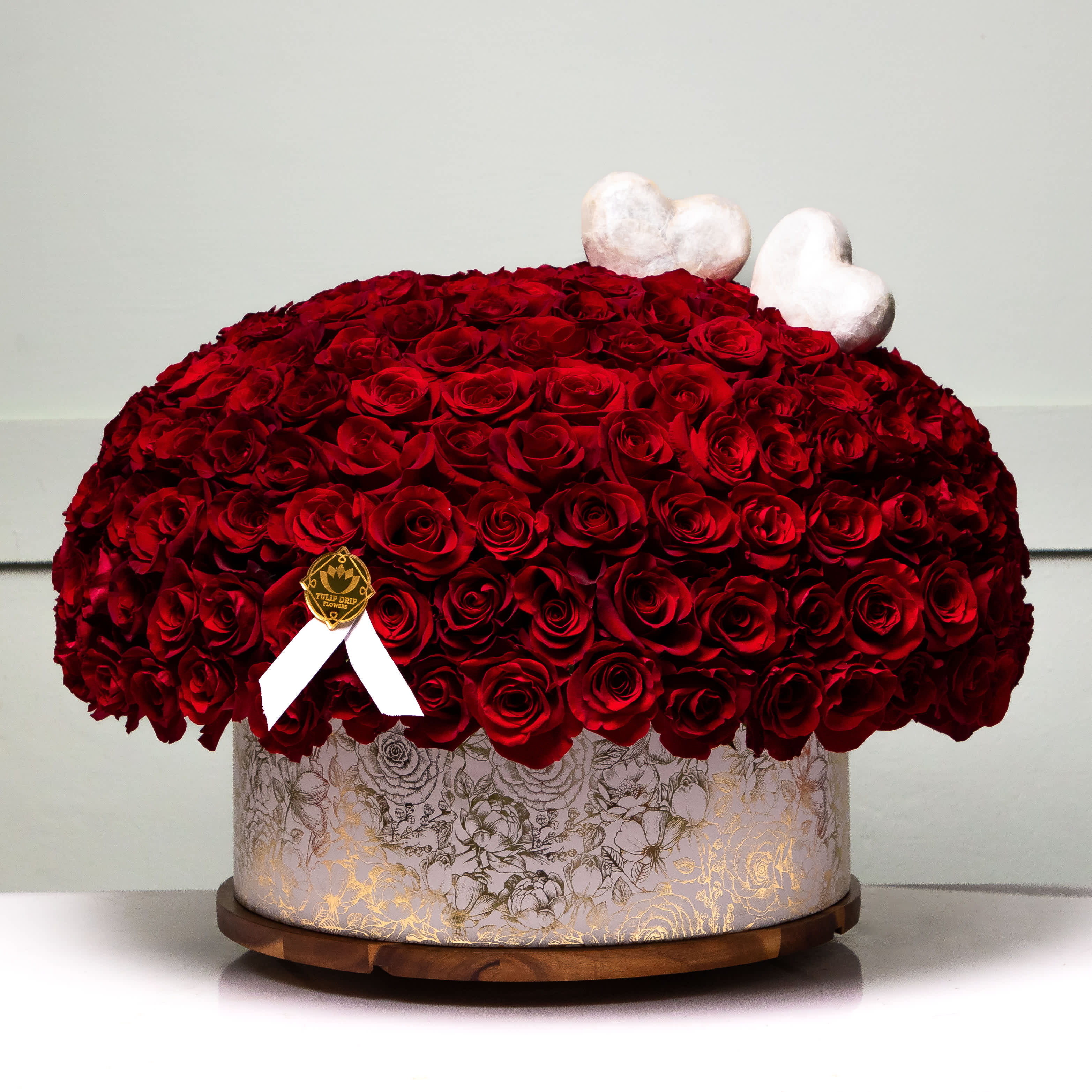 Amour Amour - An impressive display of 300-320 radiant red roses arranged in a generously sized box, making a grand statement of love and admiration.