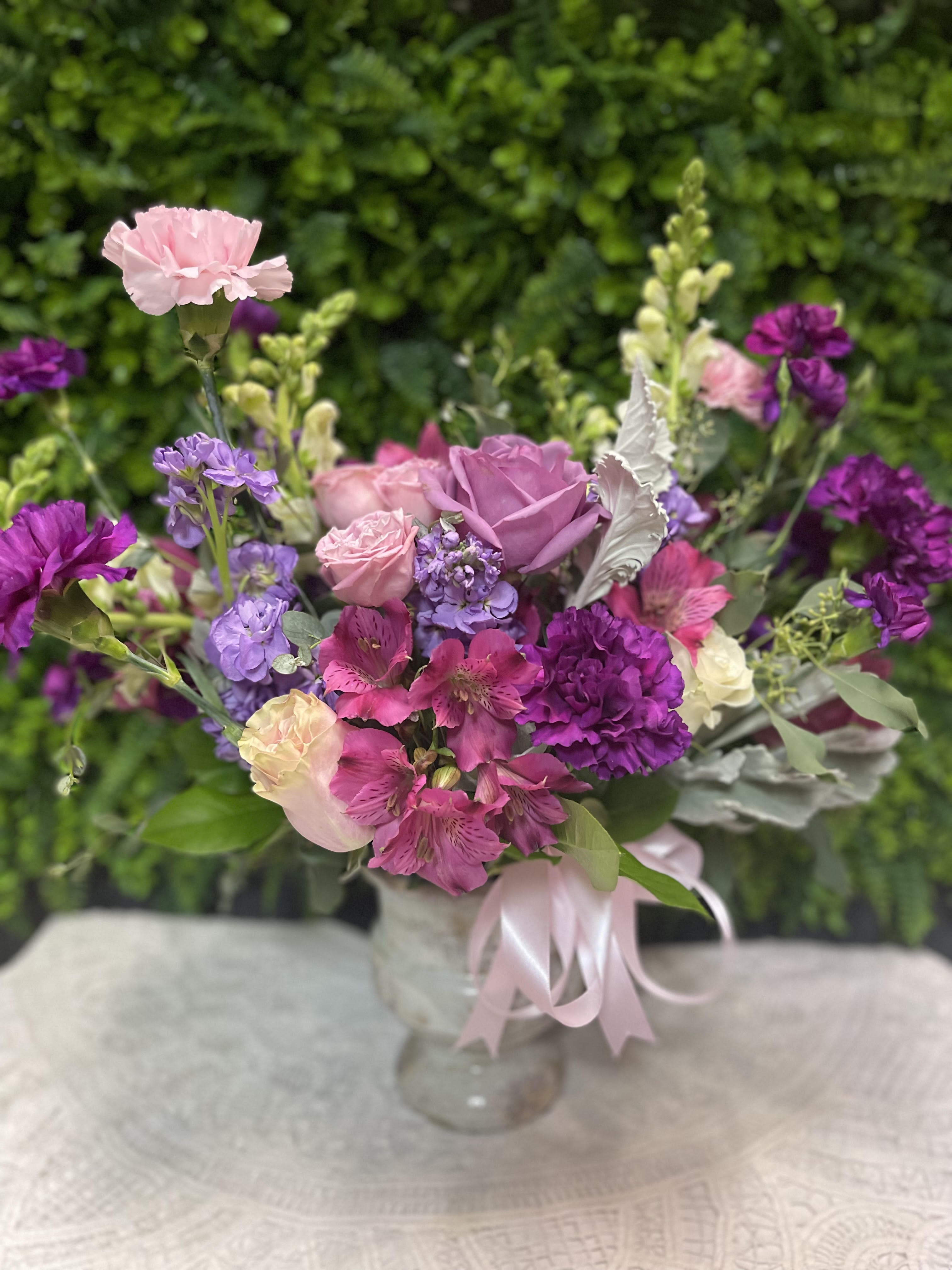 CHARLENE - SIMPLE AND EXQUISITE BOUQUET, WITH THE ELEGANCE OF IT'S PEDESTAL BASE. (AROUND)