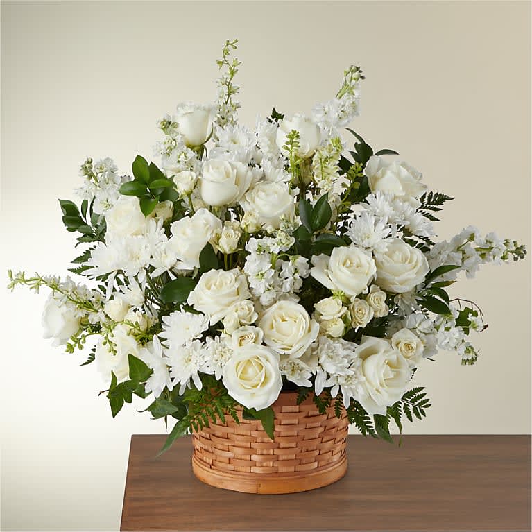 Sym 003 Sym 003 - White sympathy arrangement