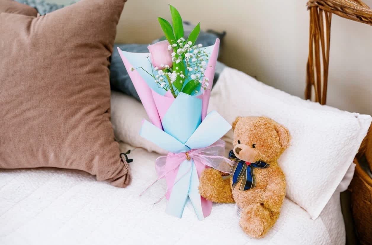 Be my love Be my love - One rose bouquet with traditional teddy bear