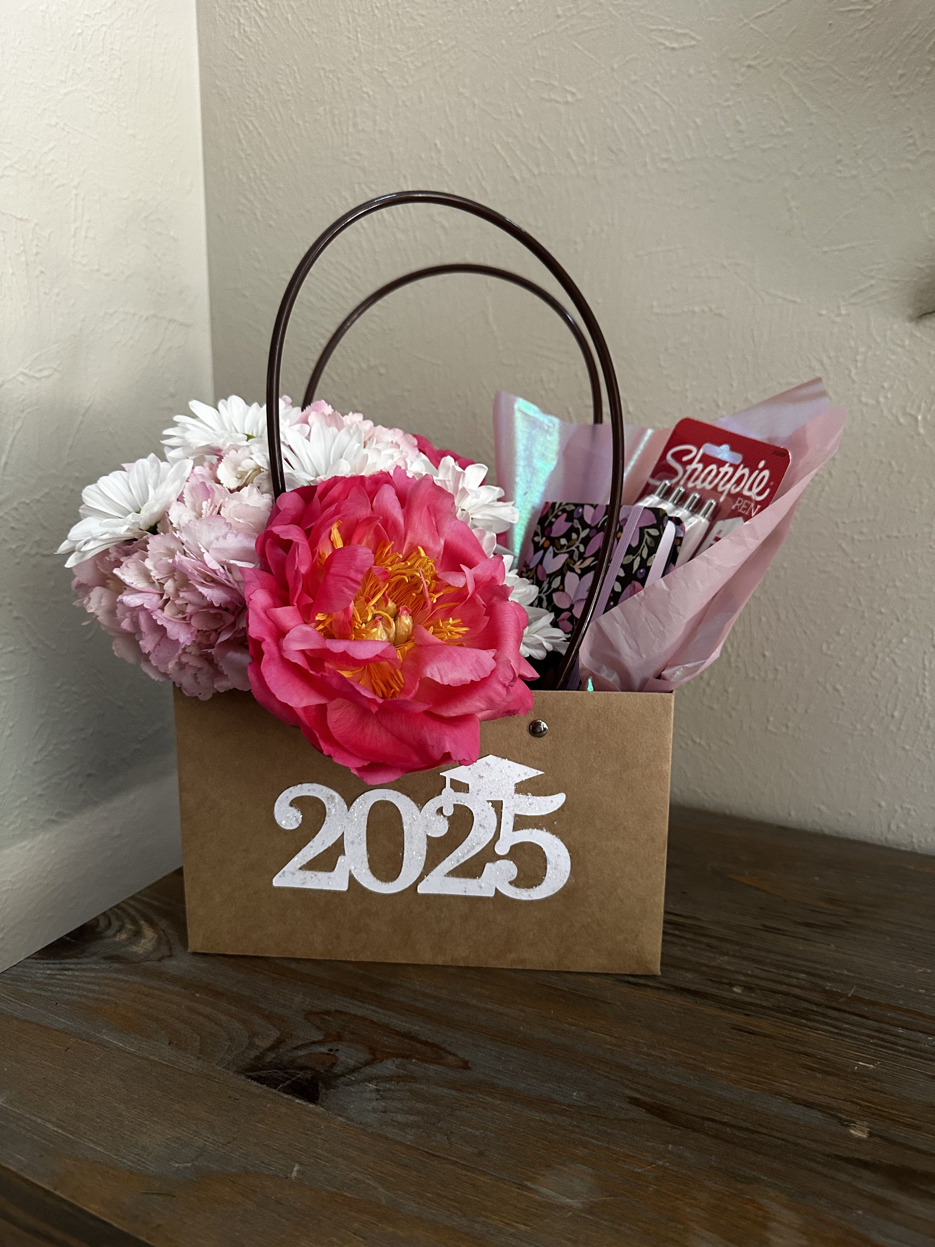 Graduation purse  - Graduation Purse - Custom Made in School Colors! The perfect grad gift! A stylish purse customized with any theme and school colors. Add a personal touch to celebrate their big day. Order now!