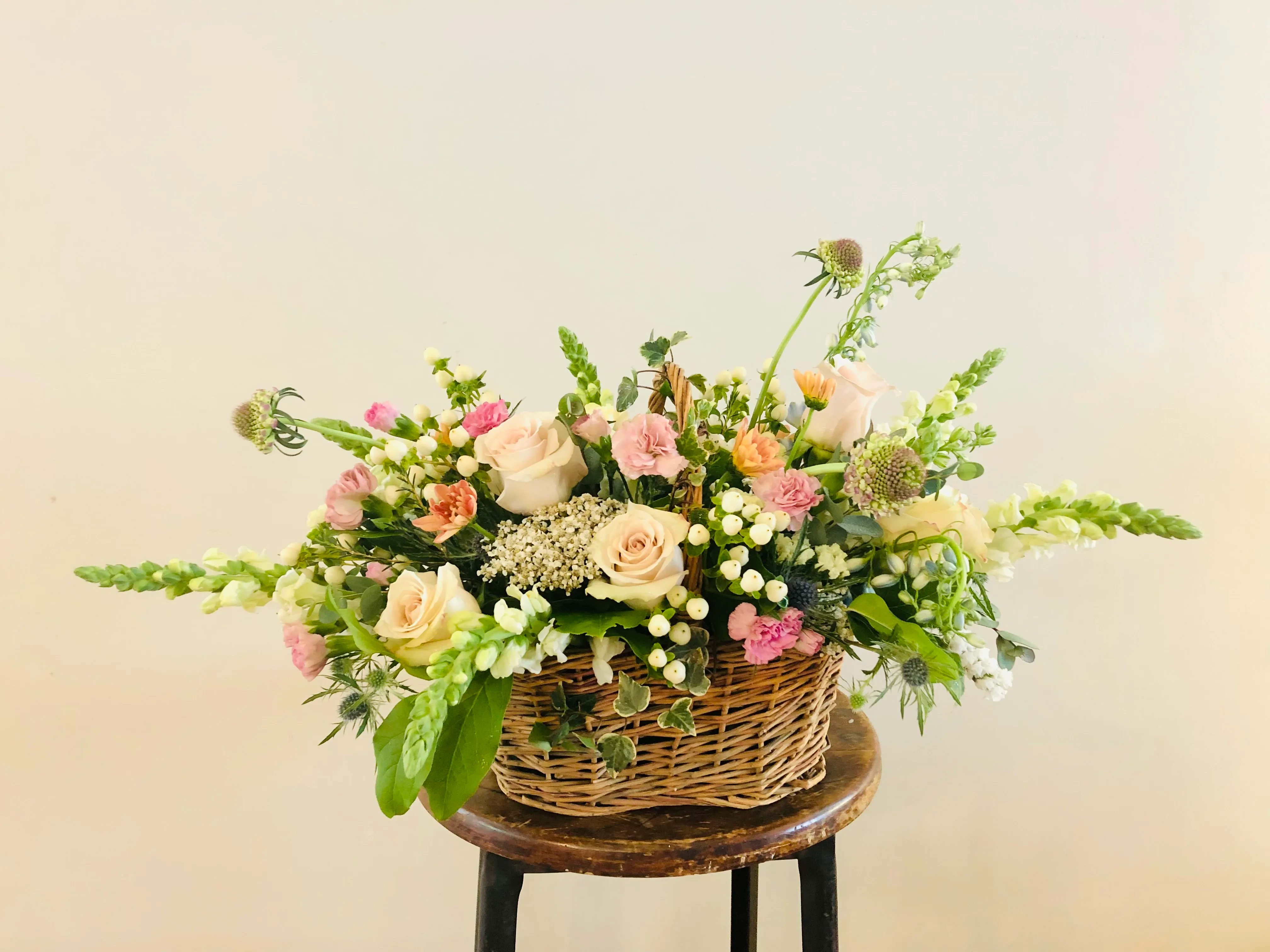 Garden Party /Basket arrangement (Design of the Day) - The designer will select only the best flowers of the day to create arrangement or bouquet inspired by the seasonal beauty of the flowers.  PLEASE NOTE: The flower selection in the picture is for the design sample and to represent the sizes. The selection of the the flower and color schemes will vary due to seasonal availability.