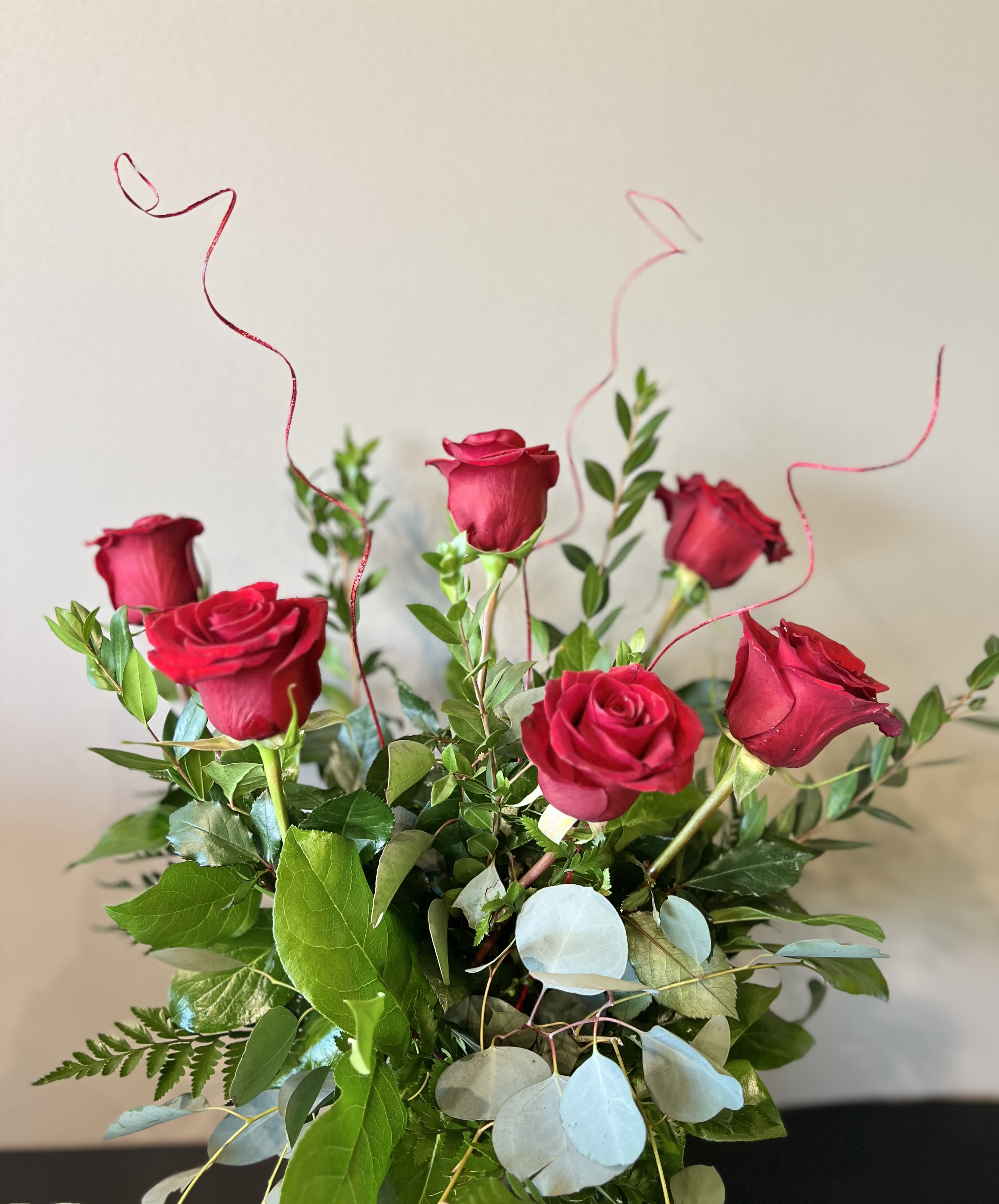 Half a Dozen Roses  - Standard Half Dozen Roses in Red  For alternate colors, please note what color roses you'd prefer from the list below (if not RED) in Special Instructions before completing your order : - Pink - White - Yellow - Orange - Mixed Colors 