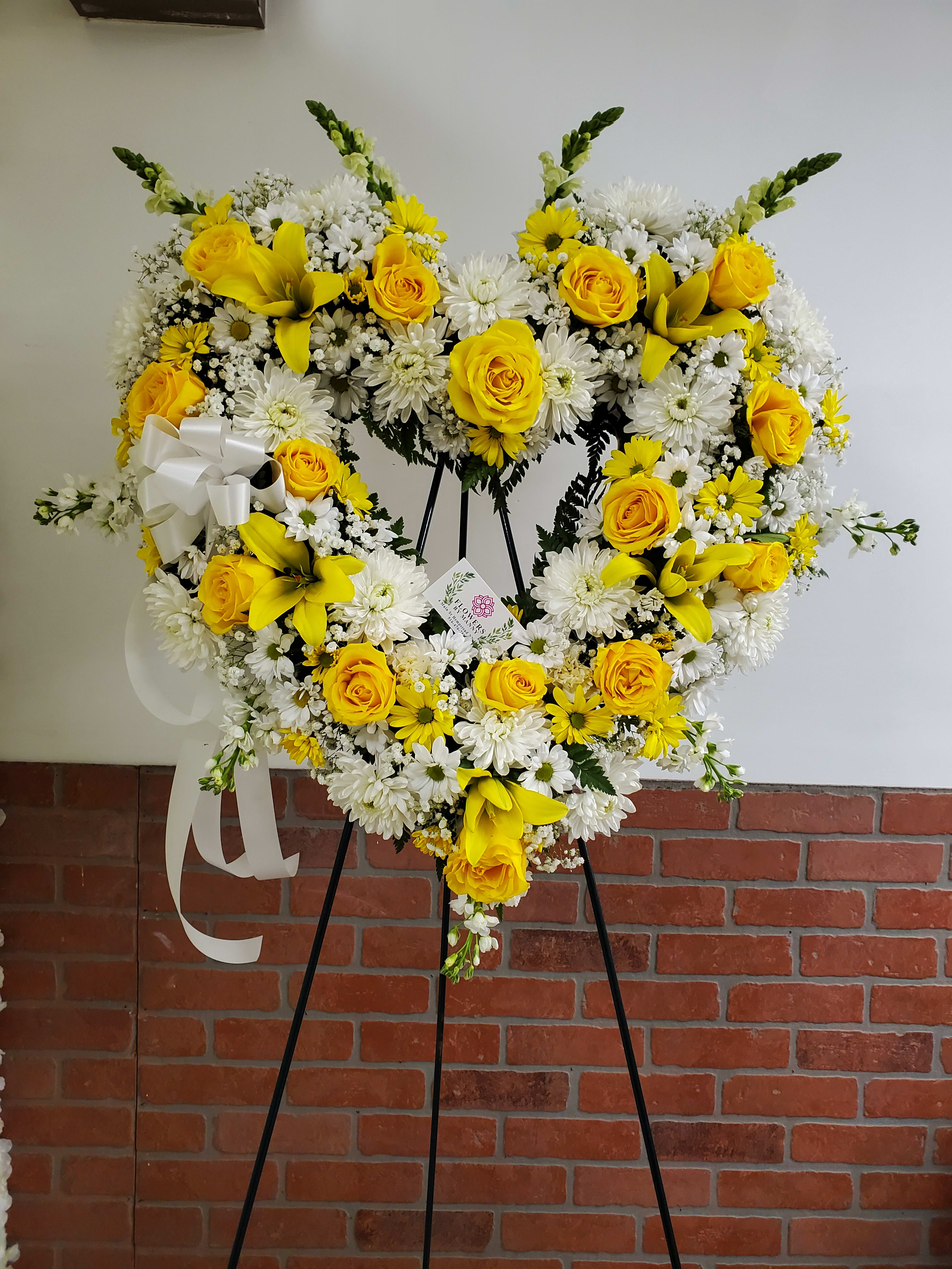 Yellow and White Open Heart - Yellow and white flowers