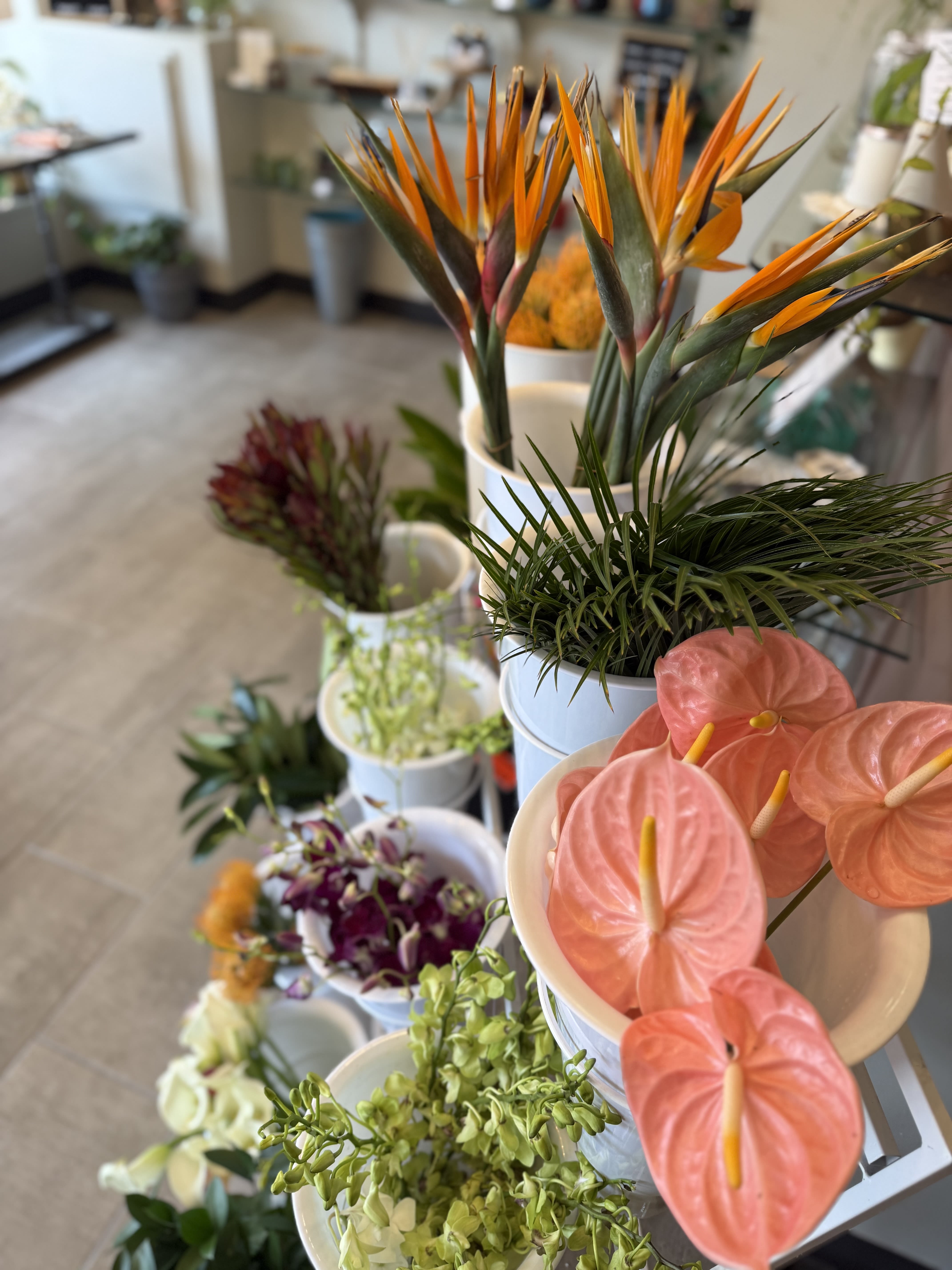 Bouquet Bar Rental - Have a special event , Party or team building? We can set up a bloom bar for 2 hour rental . Standard package for up to 10 of your guest to make their own DIY Bouquet. For 20 Guest deluxe price package consist assortment of flowers, stand, paper and ribbon. This includes Sassafraz associate that will wrap each DIY bouquet for your guest. Please reserve 2 weeks prior to event to guarantee dates and availability .
