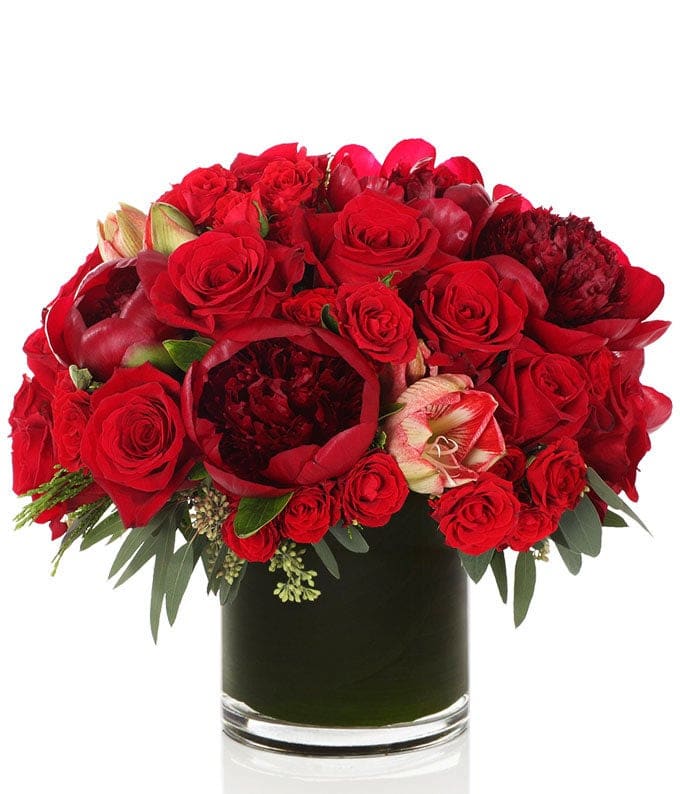 Red is red - Mixed flowers in red.