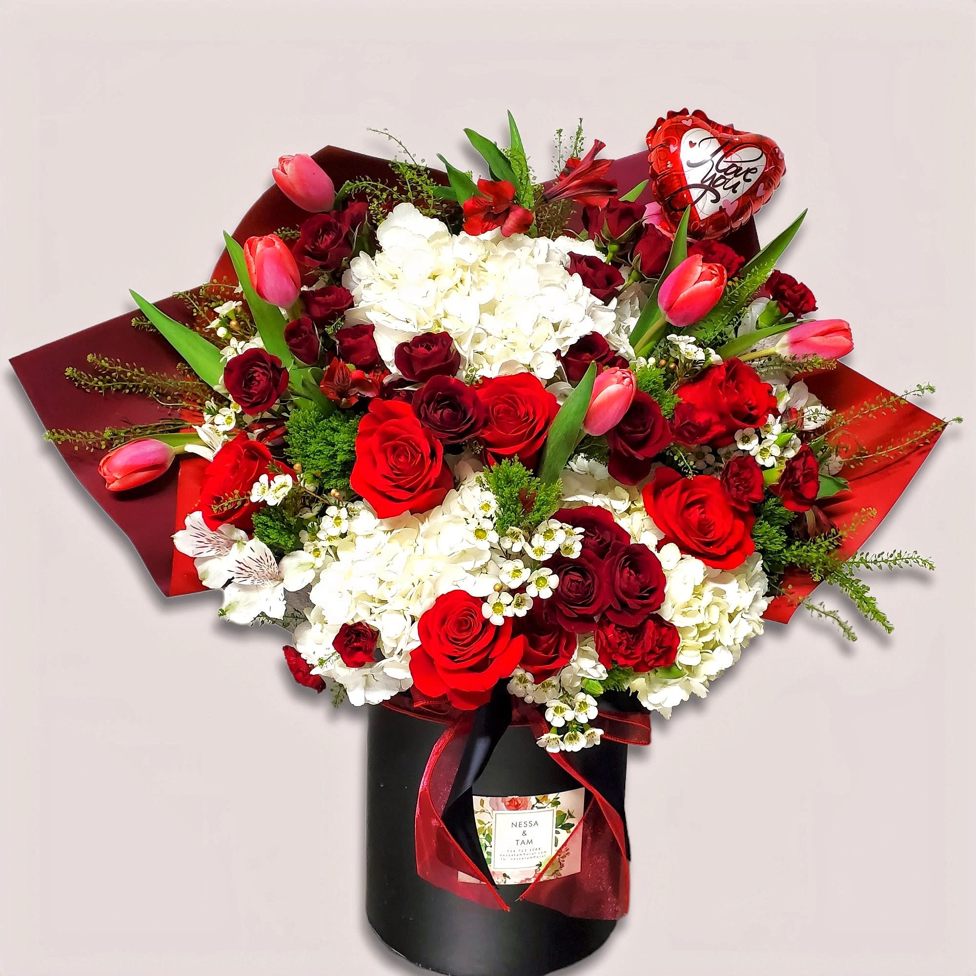 Cylinder Black (small) - Mixed flowers