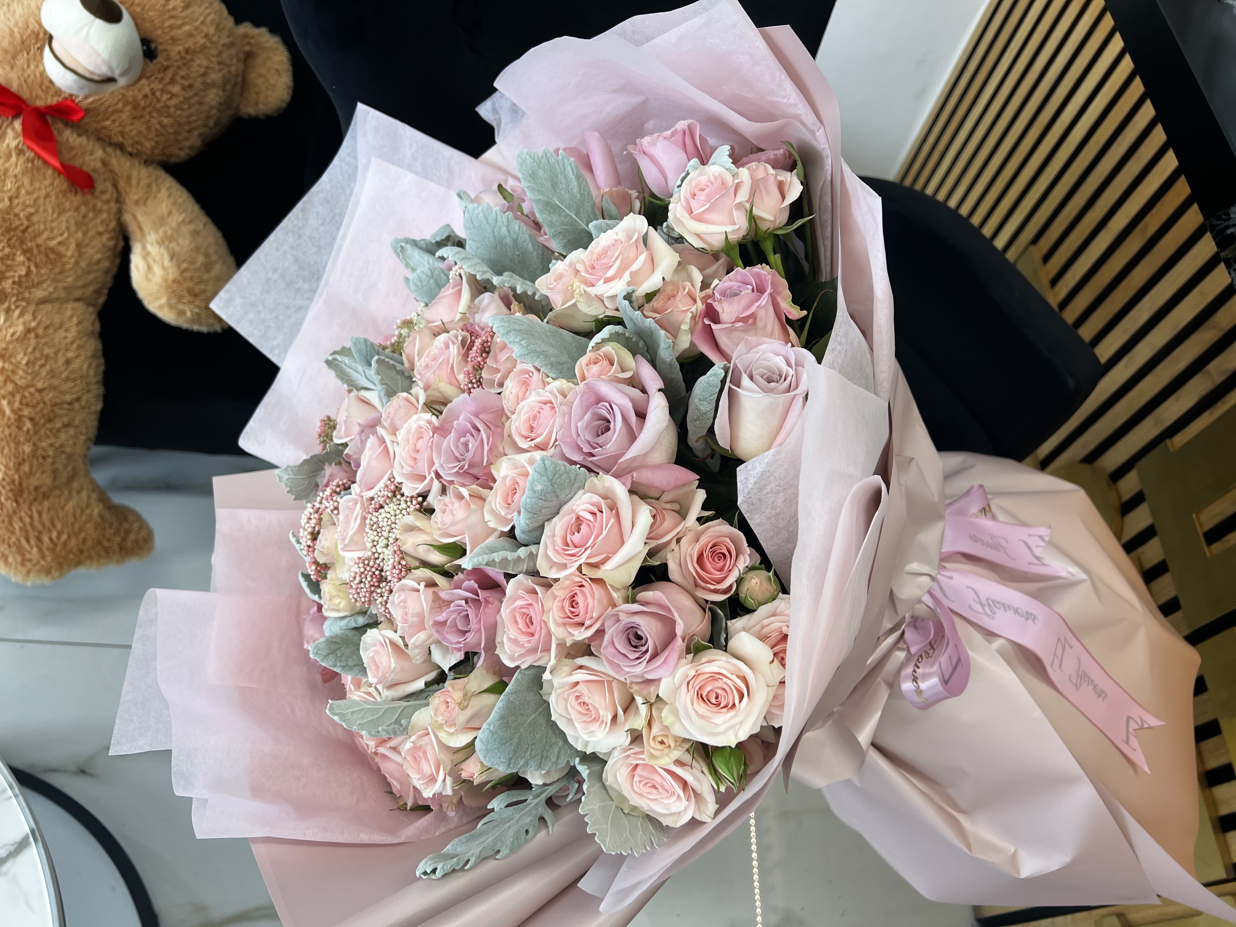 Bouquet designer choose every time different Bouquet designer choose every time different - Beautiful bouquet every time different Every time luxury and unique