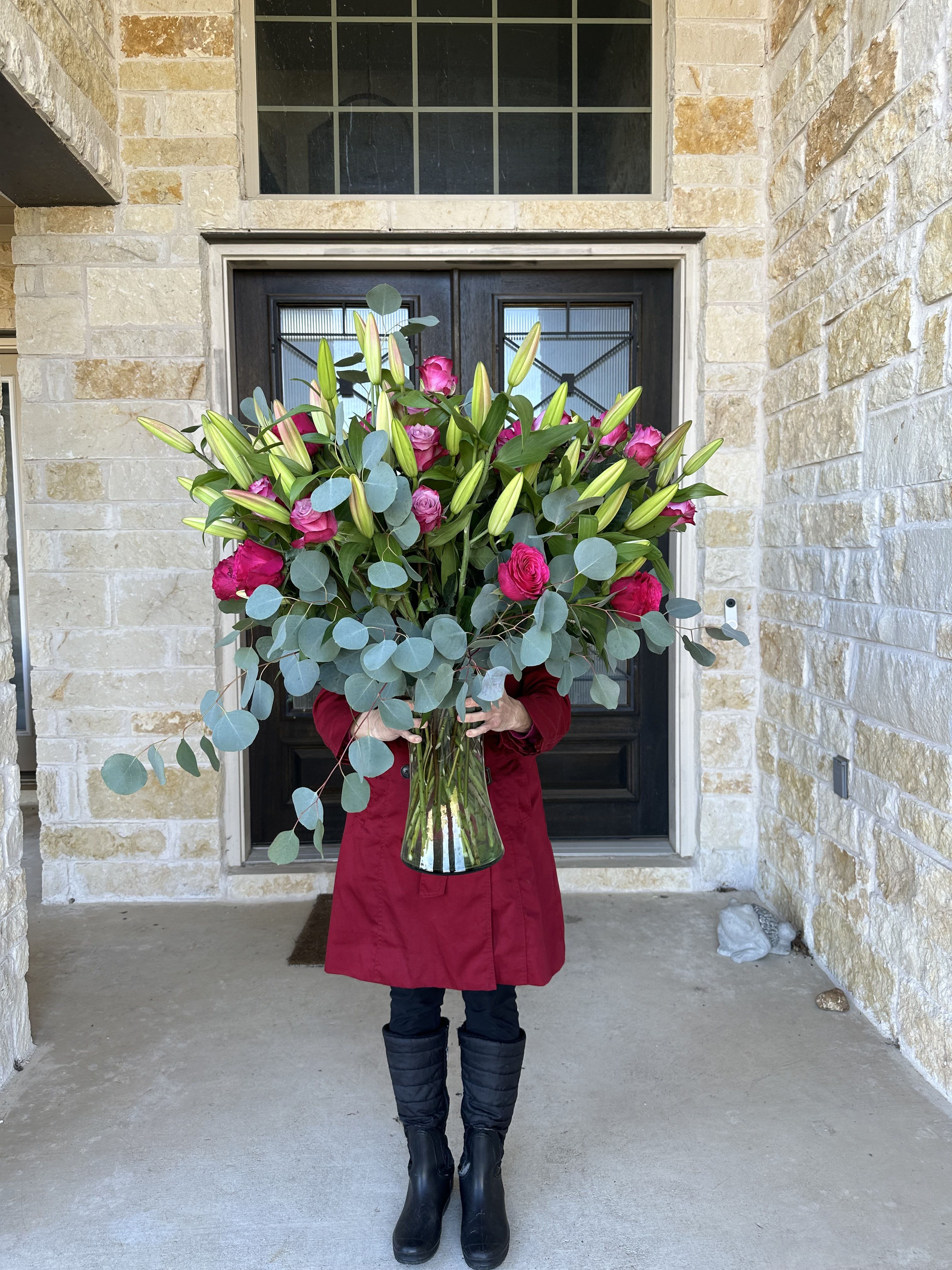 Abundance of LOVE.  - These 20 roses 20 lily stems enormous design is perfect if you want to make an impression. 