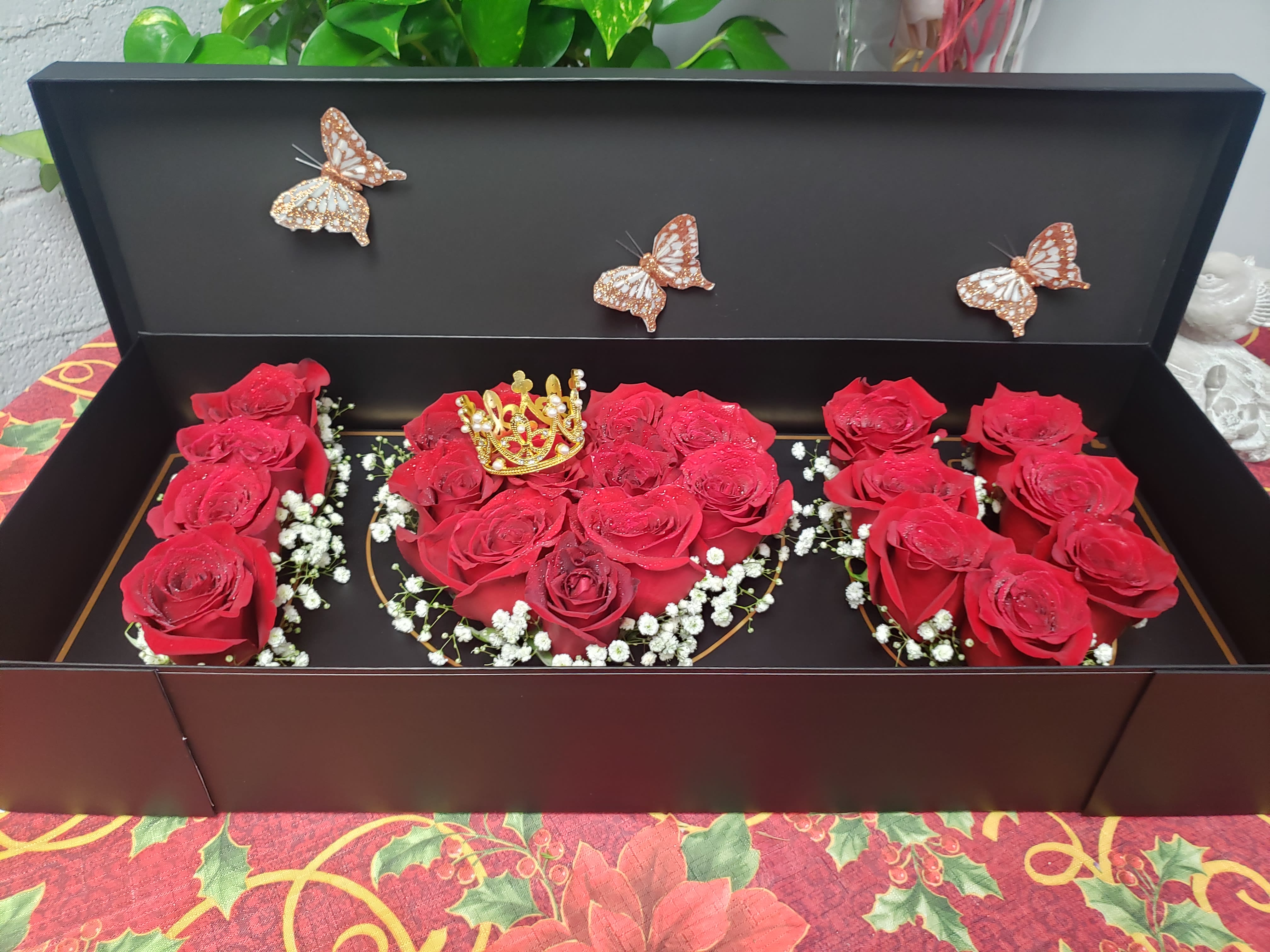 I Love You Box - What better way to say I Love You than with 24 red roses? Filled with baby's breath and other decorations, this box showcases your love in the most romantic of ways.