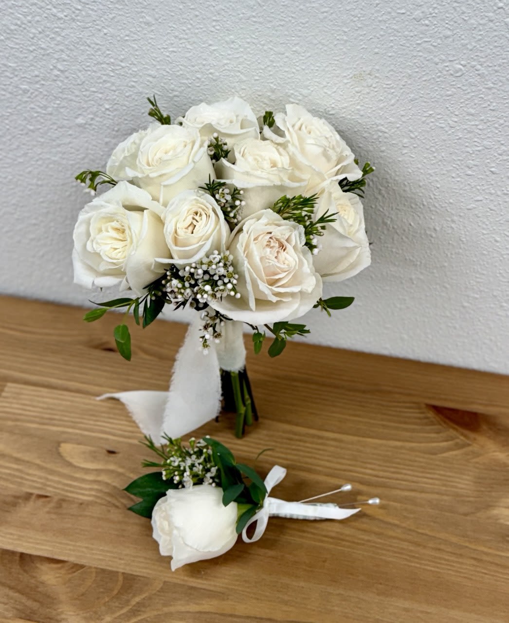 White Prom Set - New Inspired by the latest prom trends, our hand-designed bouquet and matching boutonniere are nothing short of dazzling. they are available with any color you request.