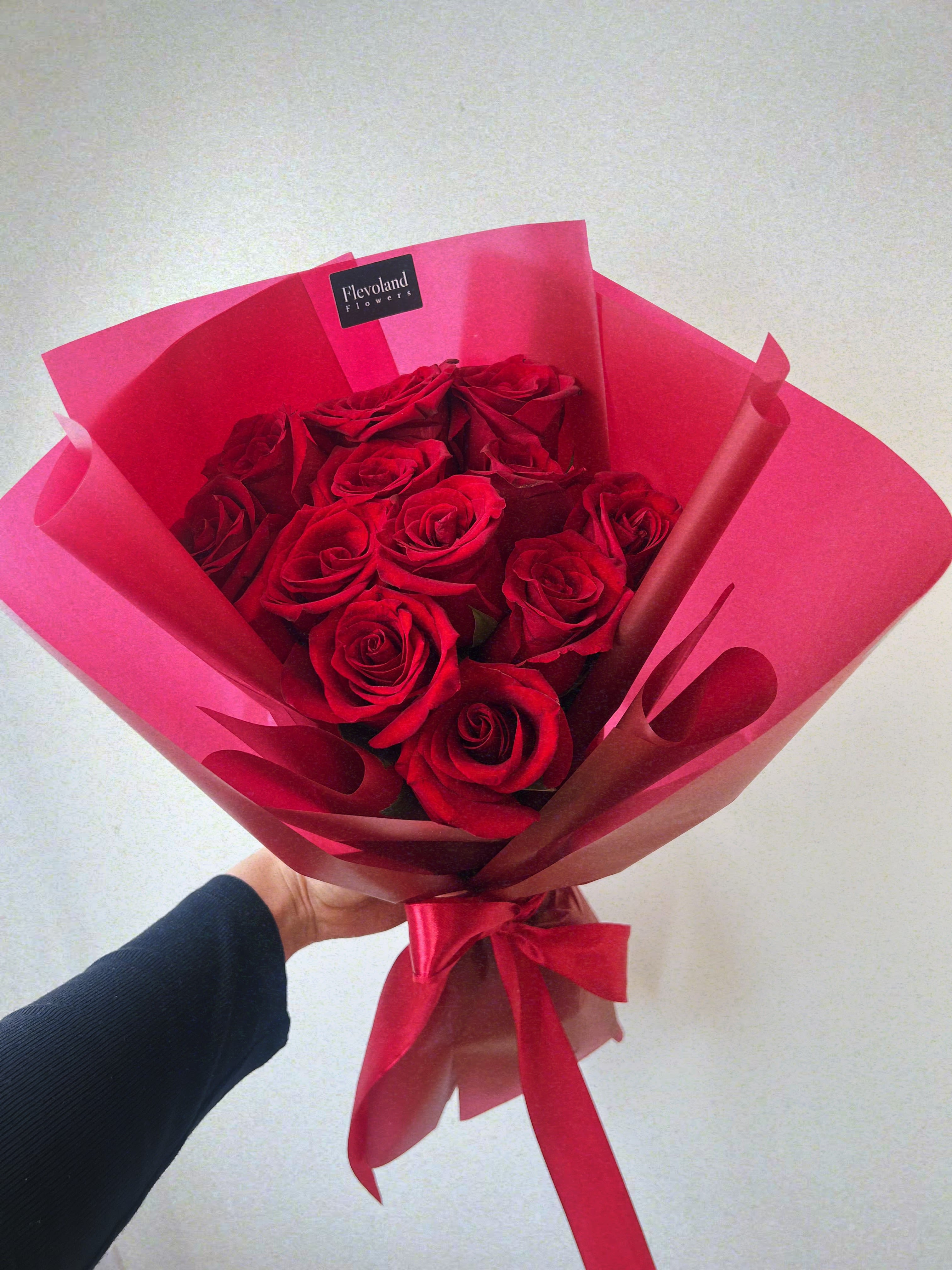12 Roses, Simple &amp; Beautiful - A timeless classic. This bouquet of 12 fresh roses is perfect for any occasion—elegant, thoughtful, and always appreciated. The color available at the time of your order will be the one delivered