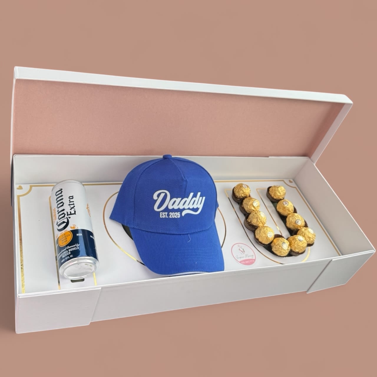 Love Daddy -  Love Box Daddy Cap Extra Crown Ferrero Chocolate Father's Day Balloon ________ Caja Love Gorra Daddy  Corona Extra Chocolate Ferrero Globo Father’s Day