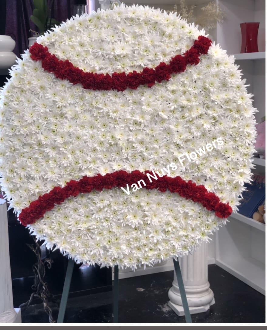 BASEBALL TRIBUTE FLORAL *2 DAY NOTICE - FOR THE BASEBALL LOVER PERFECT FAREWELL FLORAL DELUXE AND PREMIUM ANY TEAMS NAME CAN BE ADDED TO THE FLORAL