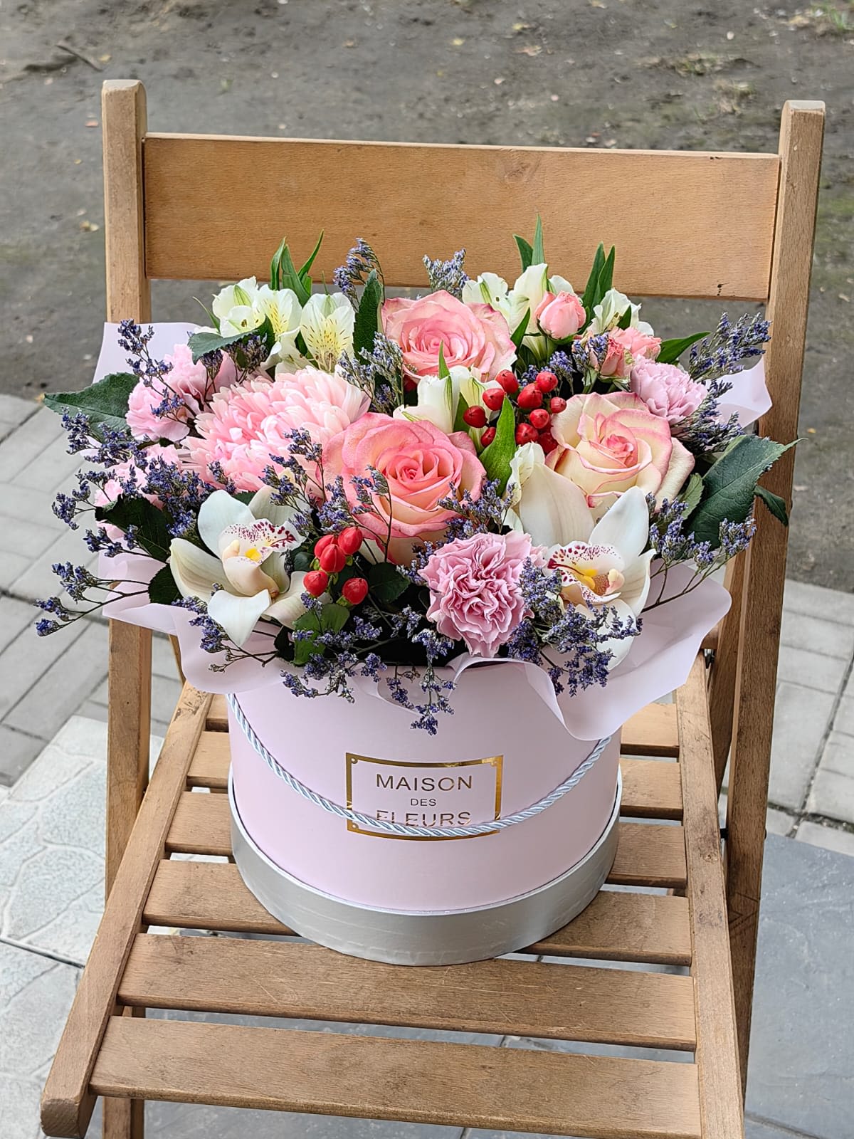 Dream. Exclusive flower box design - &quot;Dream&quot; Bouquet by First Floral  Introducing our elegant &quot;Dream&quot; bouquet, perfect for any occasion. The bouquet includes:  Soft roses in light pink and peach shades Exotic orchids with spotted petals Charming carnations and chrysanthemums Miniature carnations and hypericum berries Blue statice and fresh greenery  Perfect for: Birthdays and anniversaries Weddings and romantic dates Congratulations and just-because gifts Order the &quot;Dream&quot; bouquet now and bring joy to your loved ones!   The composition may vary depending on the season, but the color scheme is preserved