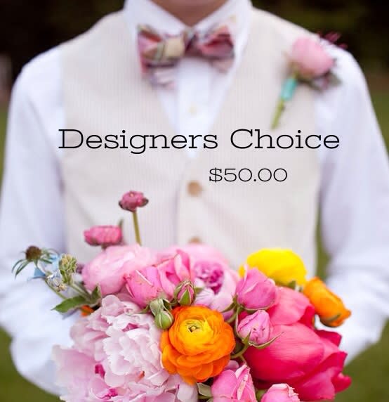 Granbury Florist | Designer Choice | Florist in Granbury Tx Granbury Florist | Designer Choice | Florist in Granbury Tx - Having trouble deciding?? Let one of our talented designers make a beautiful arrangement using the freshest flowers available today!! They will pick seasonal colors and flowers for you ~Fresh Flowers delivered in Granbury by Town and Country Floral Gallery **Florals will not be as pictured. Seasonal colors and florals will be picked.